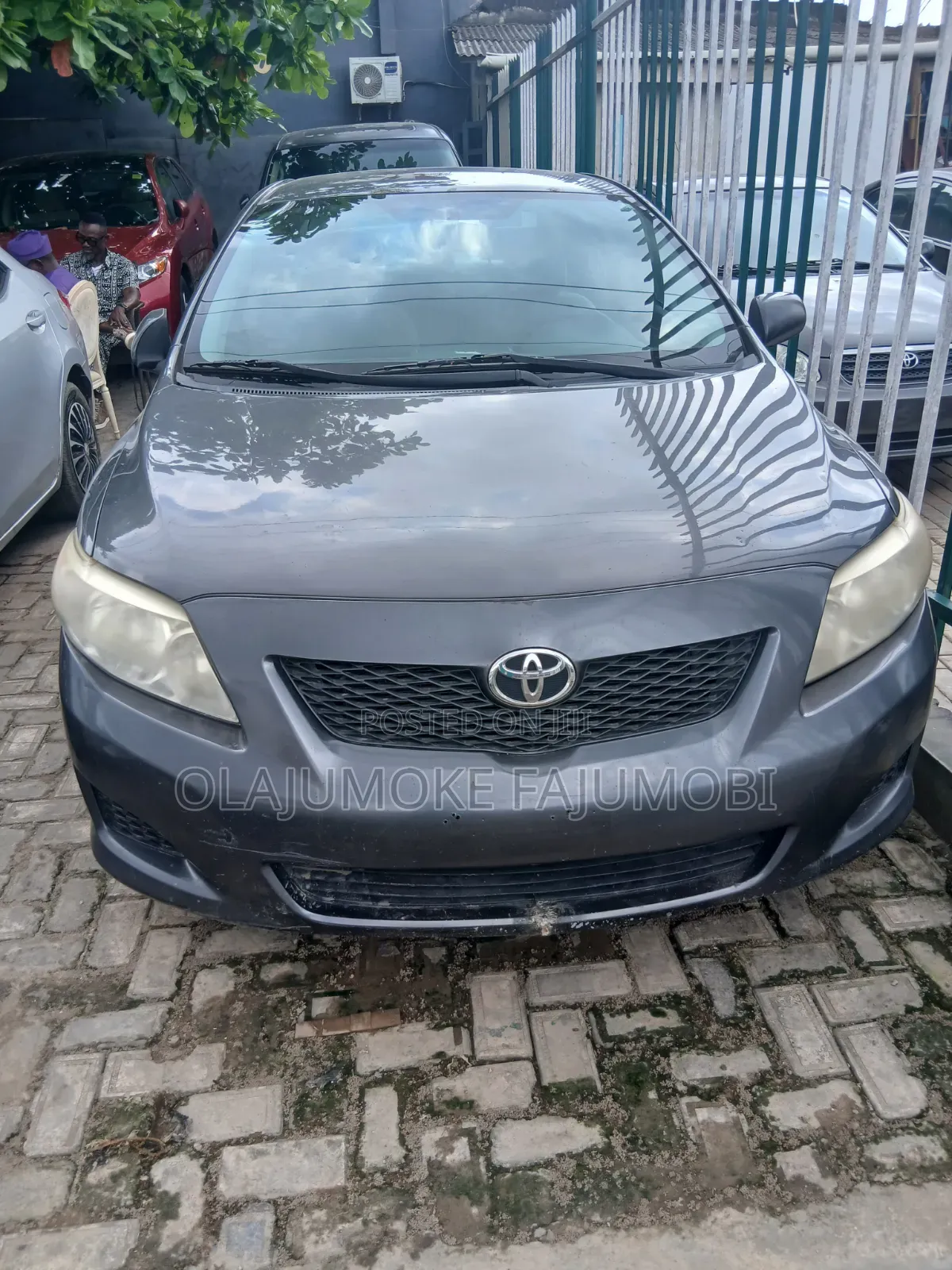 Toyota Corolla 2010 Gray
