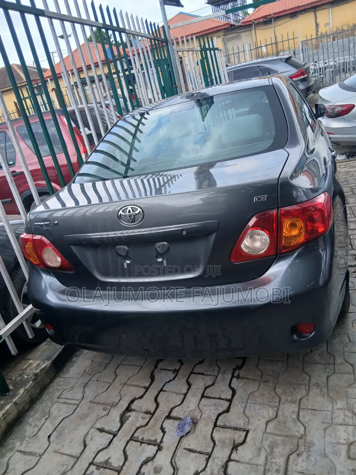 Toyota Corolla 2010 Gray