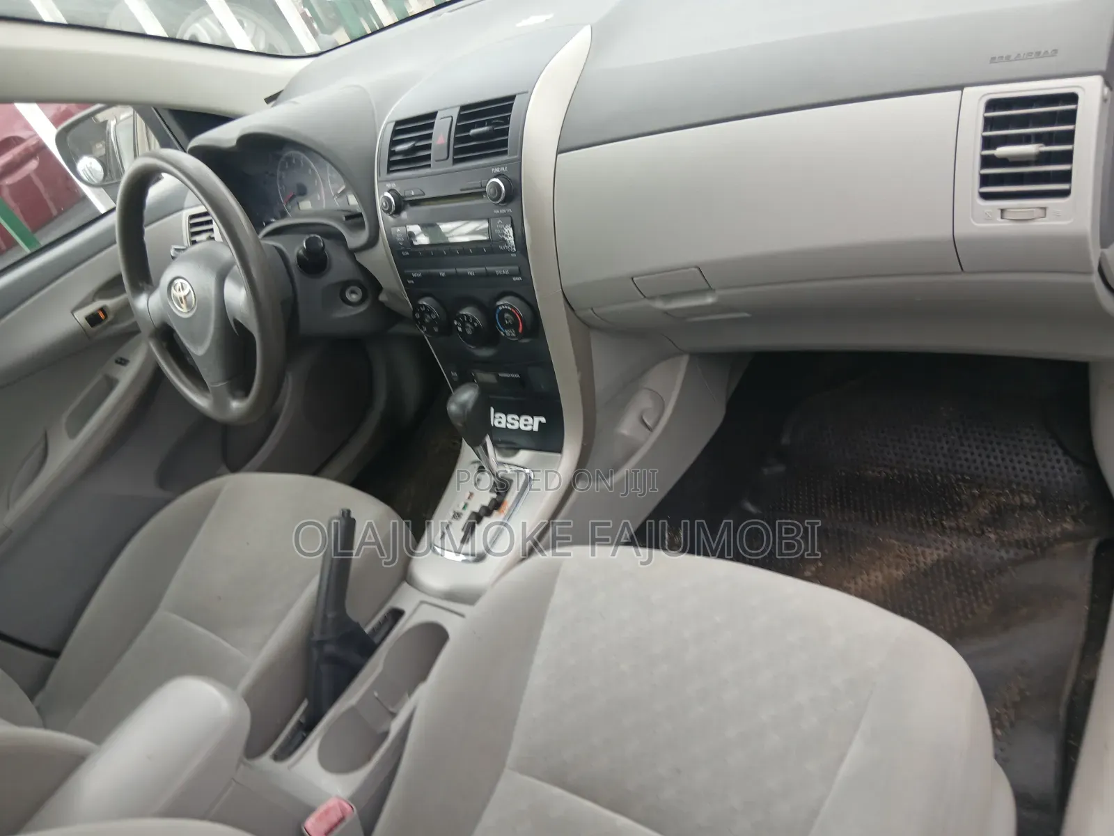 Toyota Corolla 2010 Gray