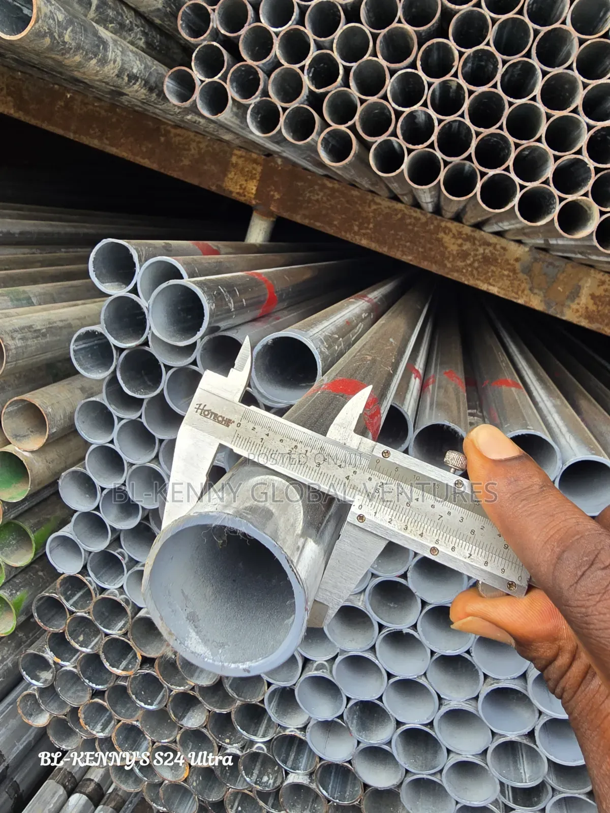 11⁄2x2mm Gi Pipes Local