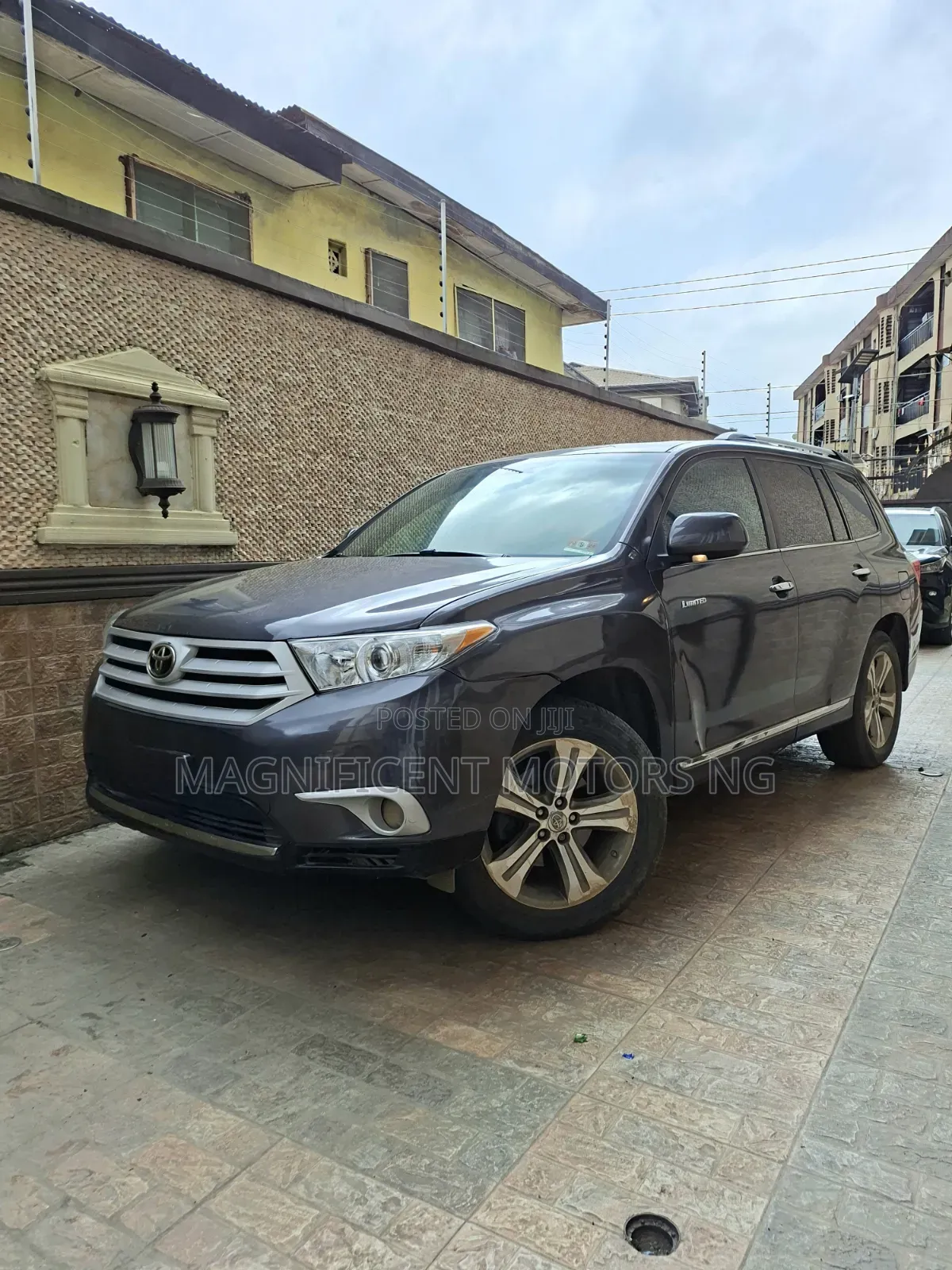 Toyota Highlander Limited 2012 Gray