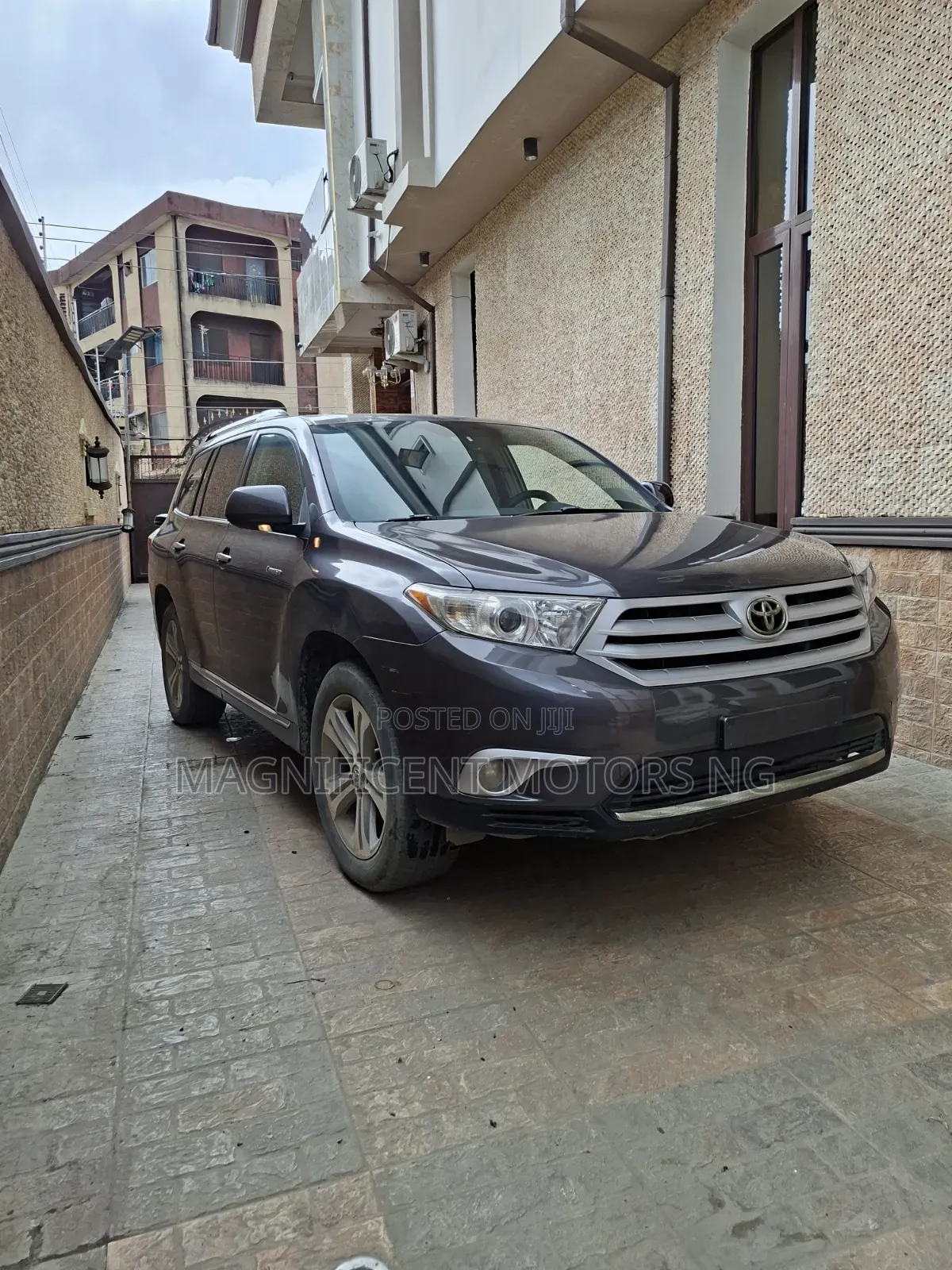 Toyota Highlander Limited 2012 Gray