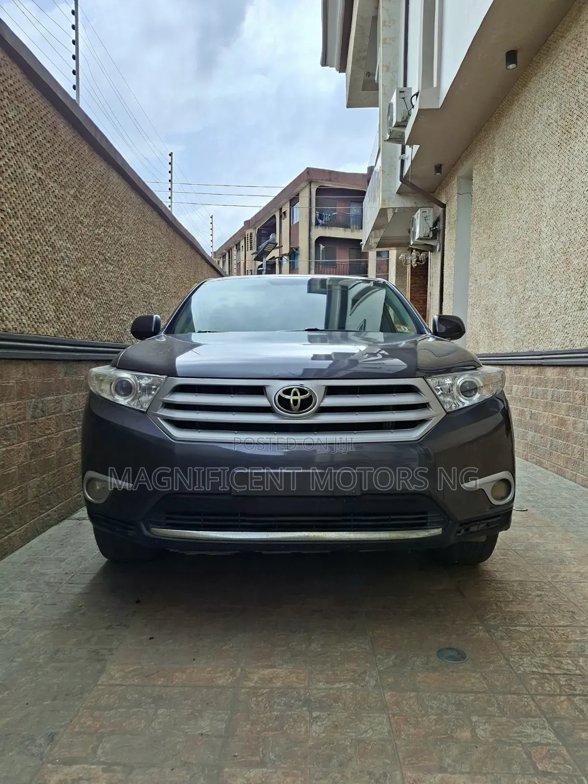 Toyota Highlander Limited 2012 Gray