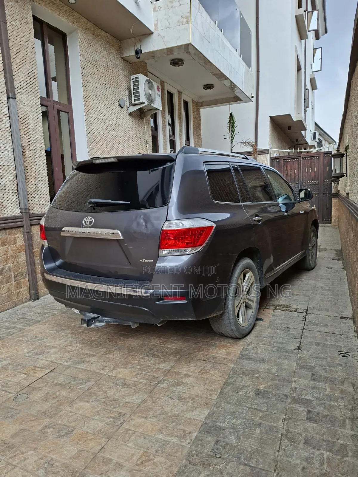 Toyota Highlander Limited 2012 Gray