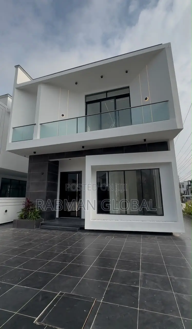 Furnished 5bdrm Duplex in Lekki Phase 1 for sale