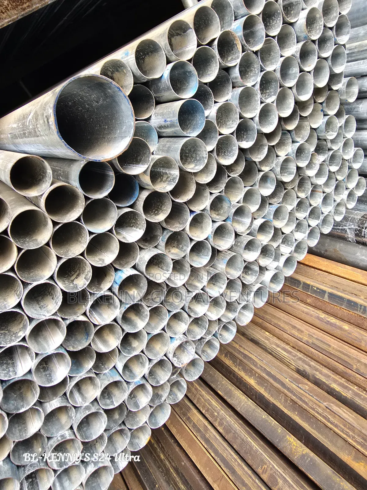 11⁄2x1.5mm Gi Pipes Local