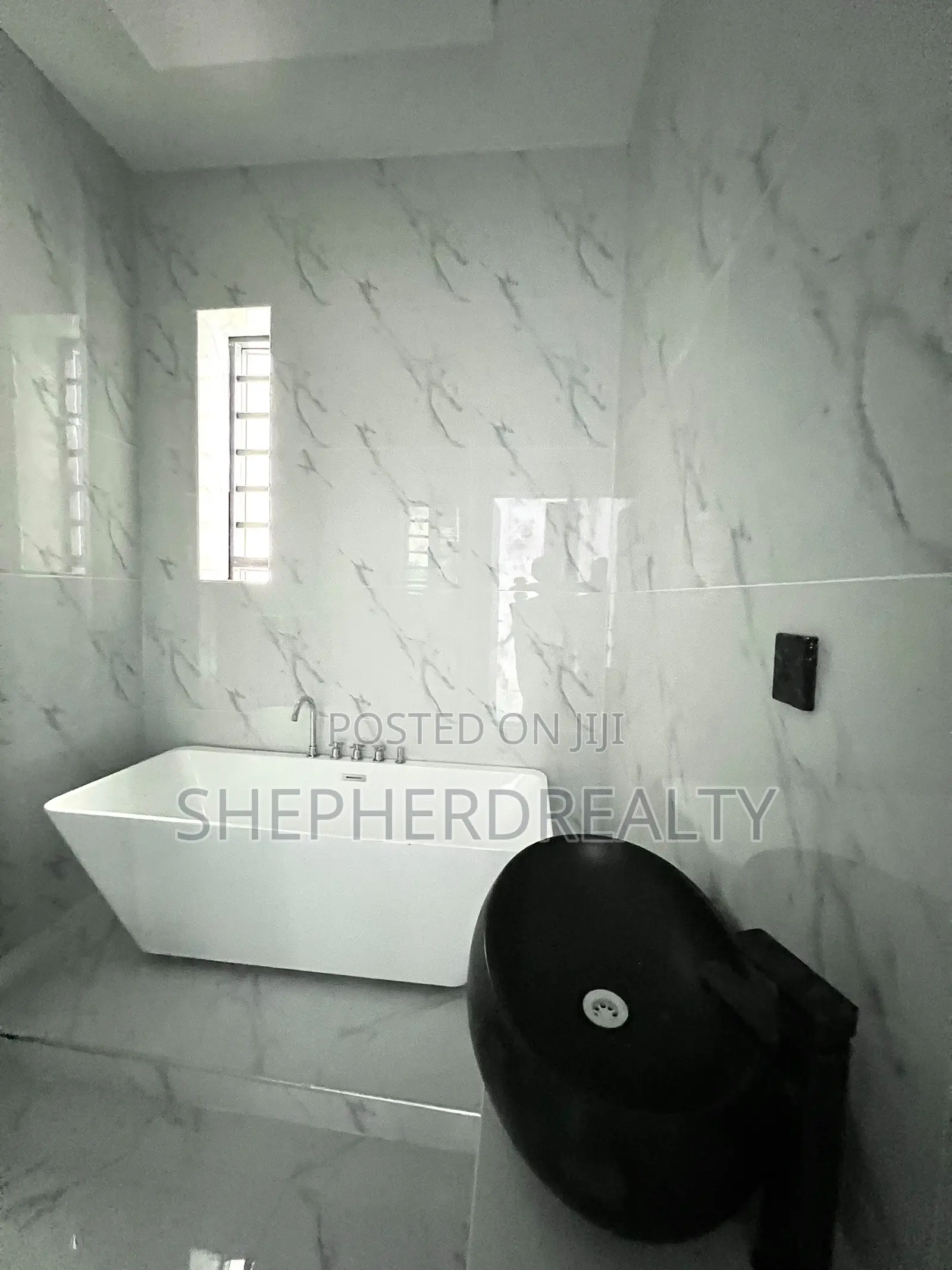 4bdrm Duplex in Ado / Ajah for sale