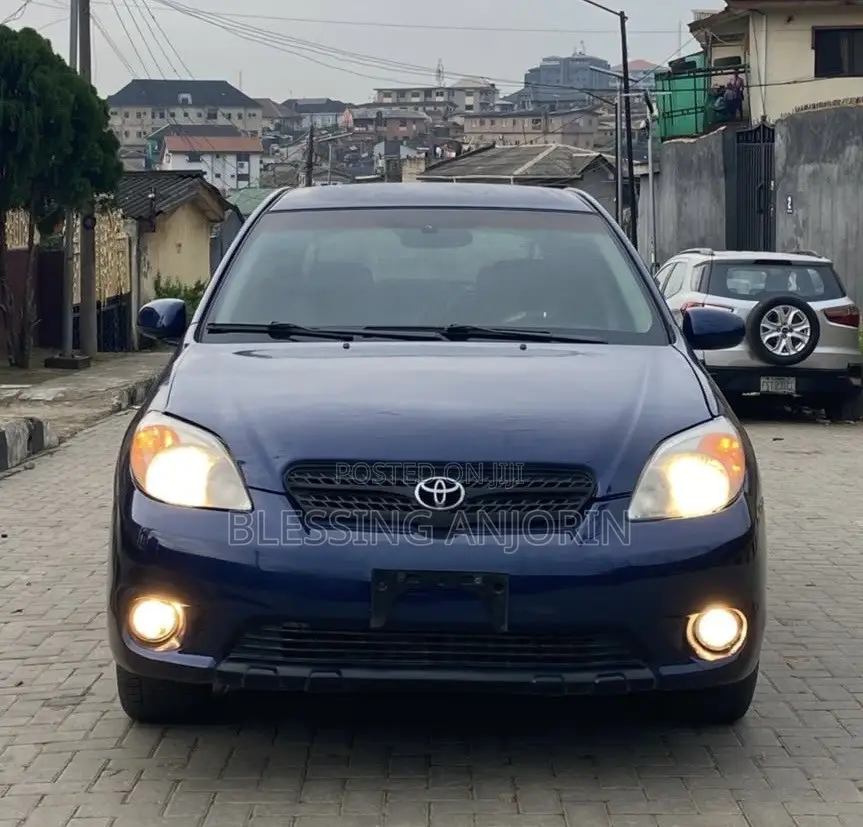 Toyota Matrix 2004 Blue