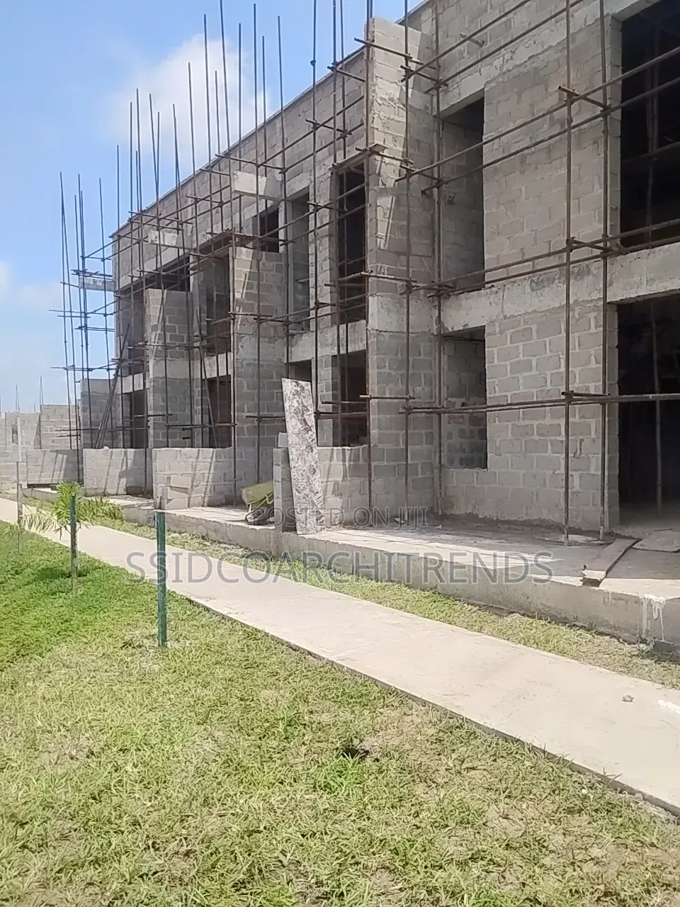 2bdrm Duplex in Call To Access, Lakowe for sale