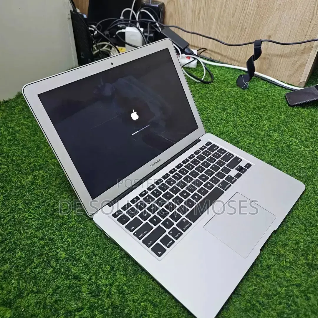 Laptop Apple MacBook Air 8GB Intel Core i7 SSD 256GB