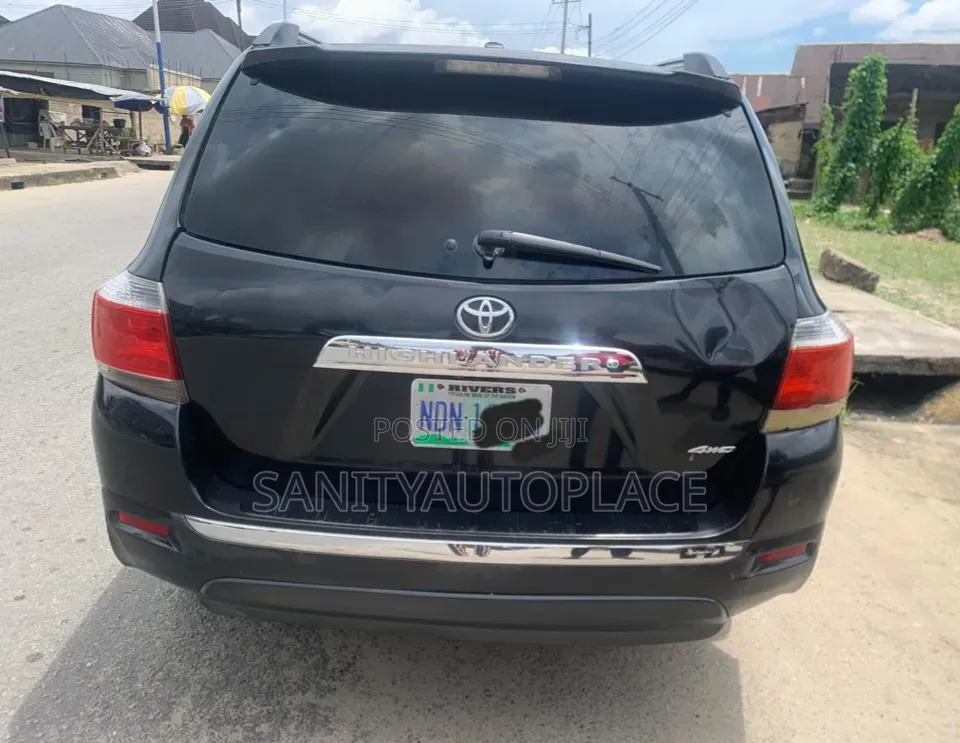 Toyota Highlander Limited 2012 Black