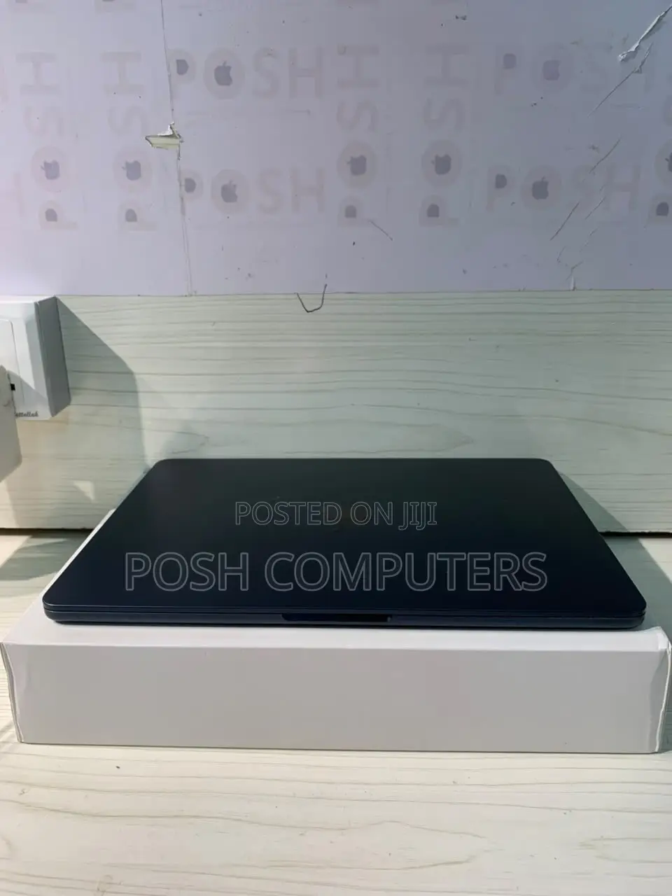 Laptop Apple MacBook Air 2022 M2 8GB Apple M2 SSD 256GB