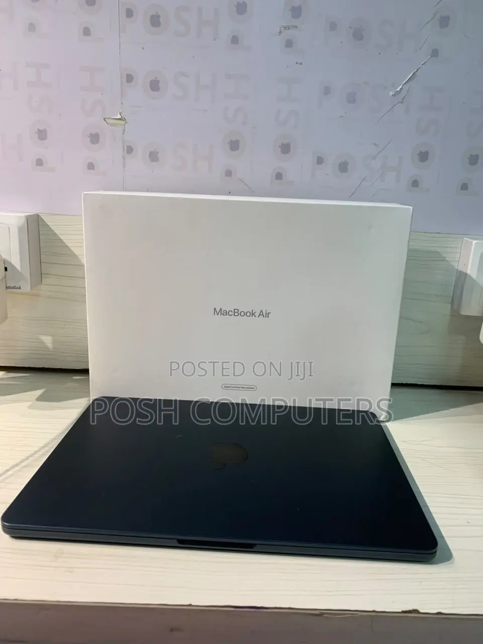 Laptop Apple MacBook Air 2022 M2 8GB Apple M2 SSD 256GB