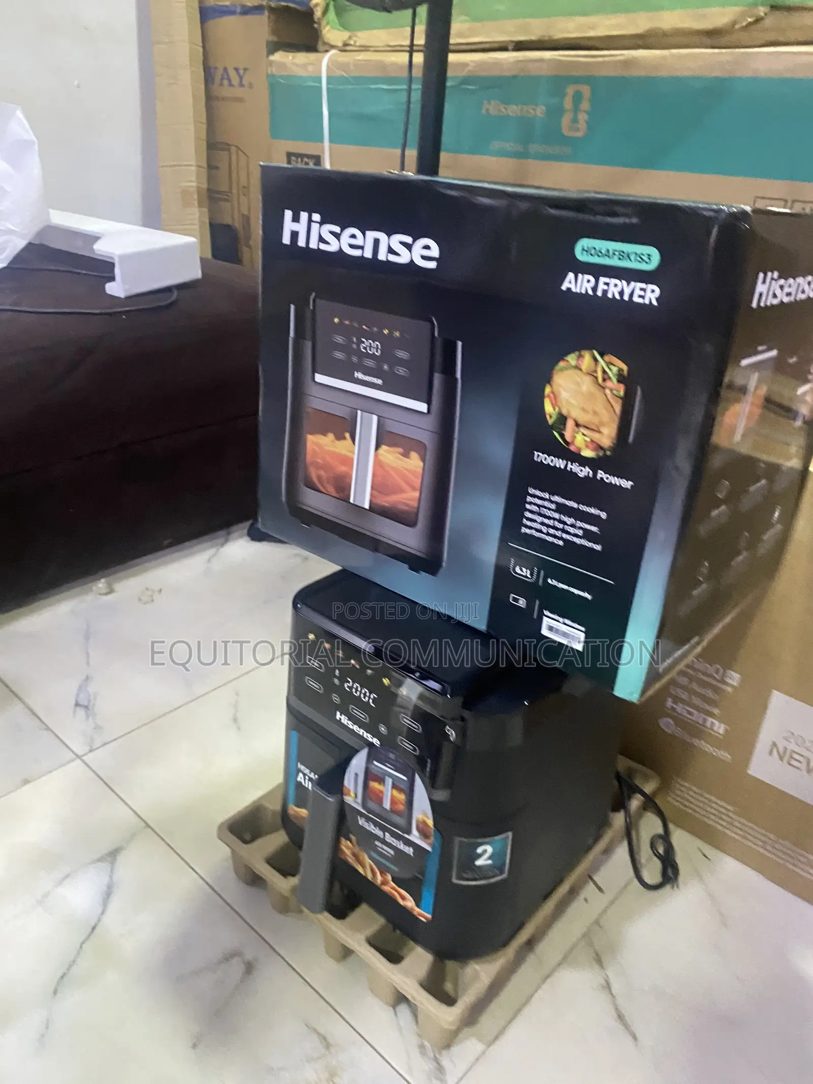 Hisense H06FBK1S3 Air Fryer 6.3L 1700W for Everyday Family Meals