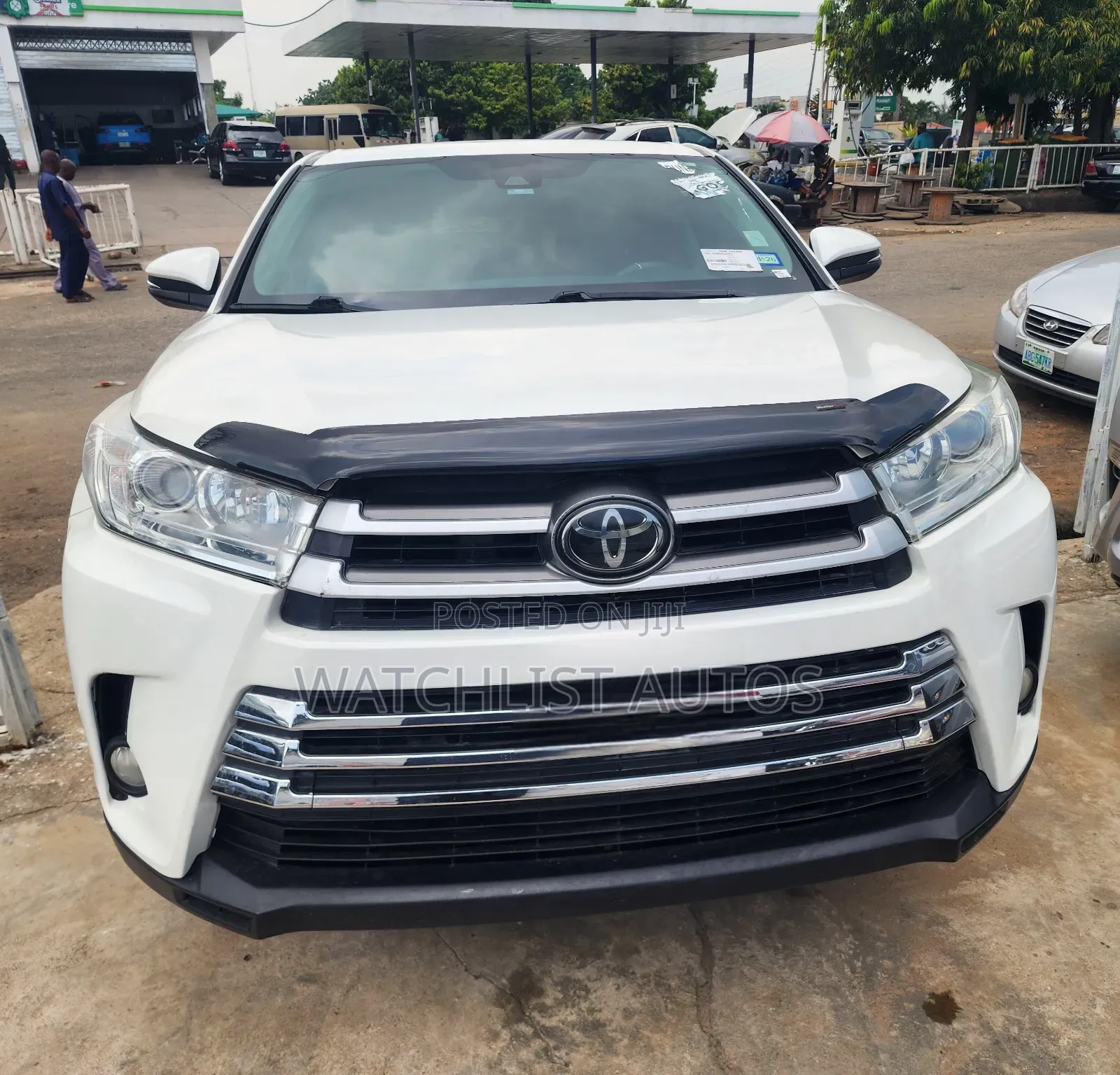 Toyota Highlander LE Plus 4x2 V6 (3.5L 6cyl 8A) 2017 White
