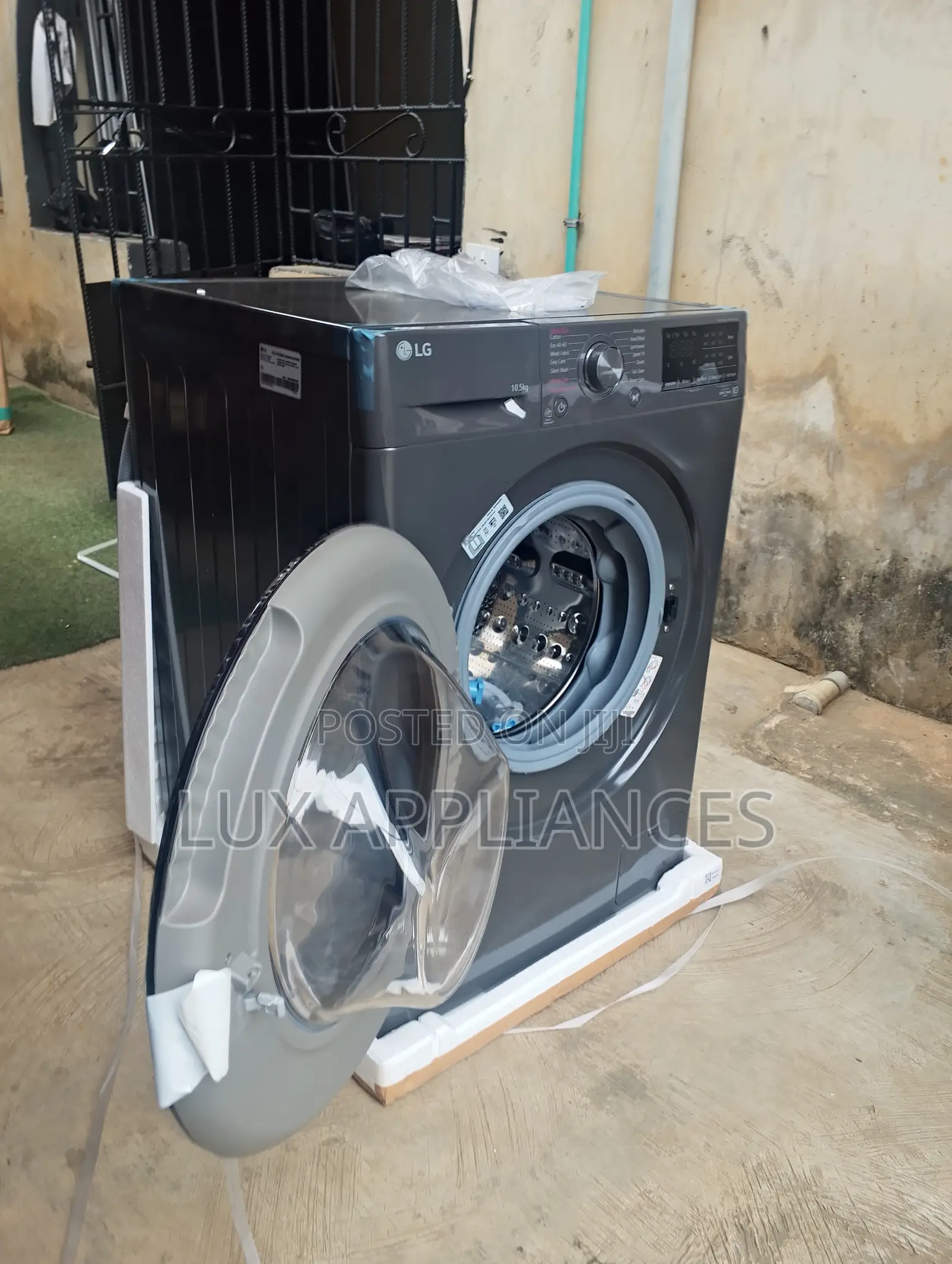 LG 10.5kg Advanced Home Washing Machine