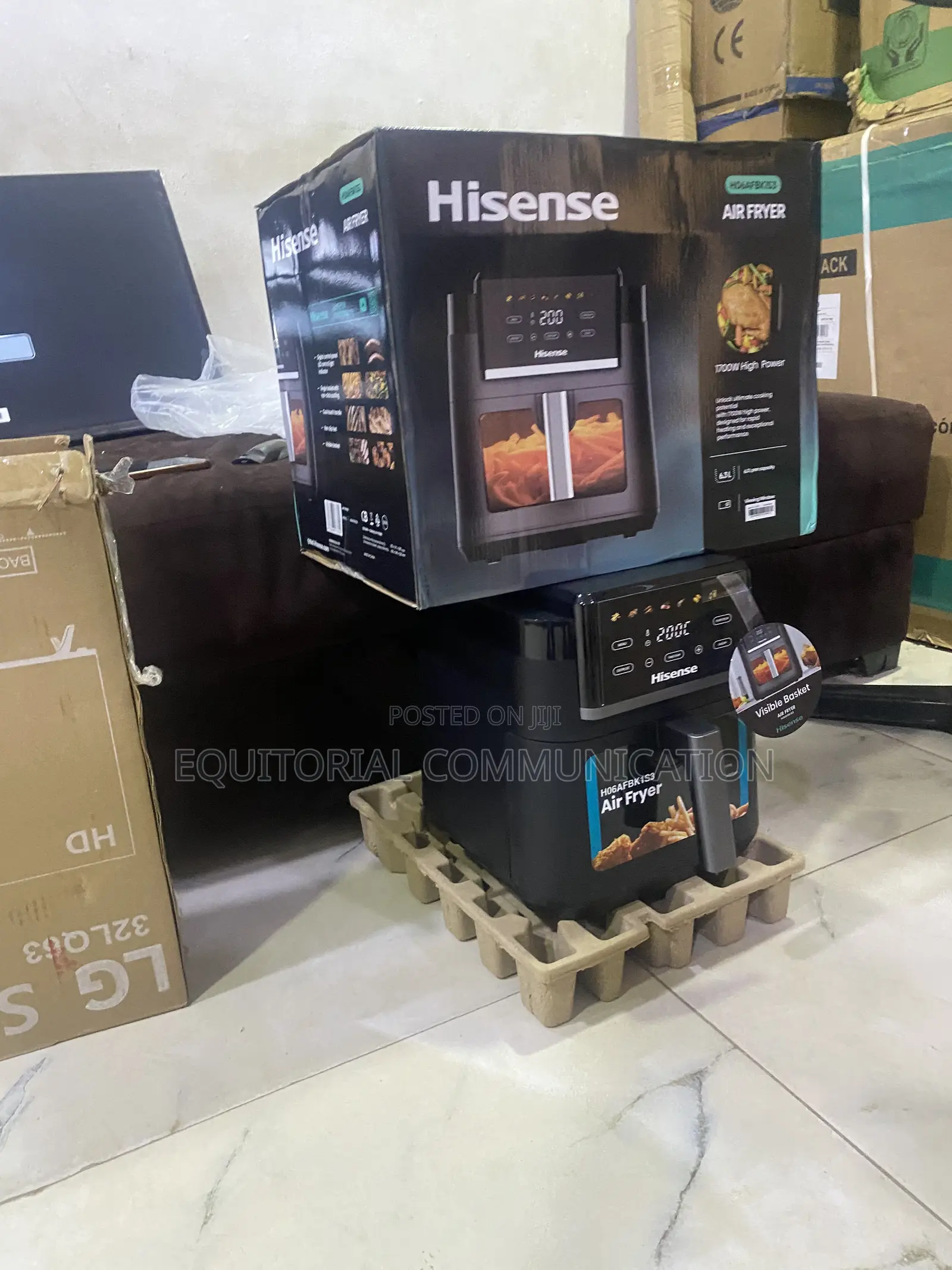 Hisense 6.3L H06FBK1S3 1700W Air Fryer for Quick Family Cooking