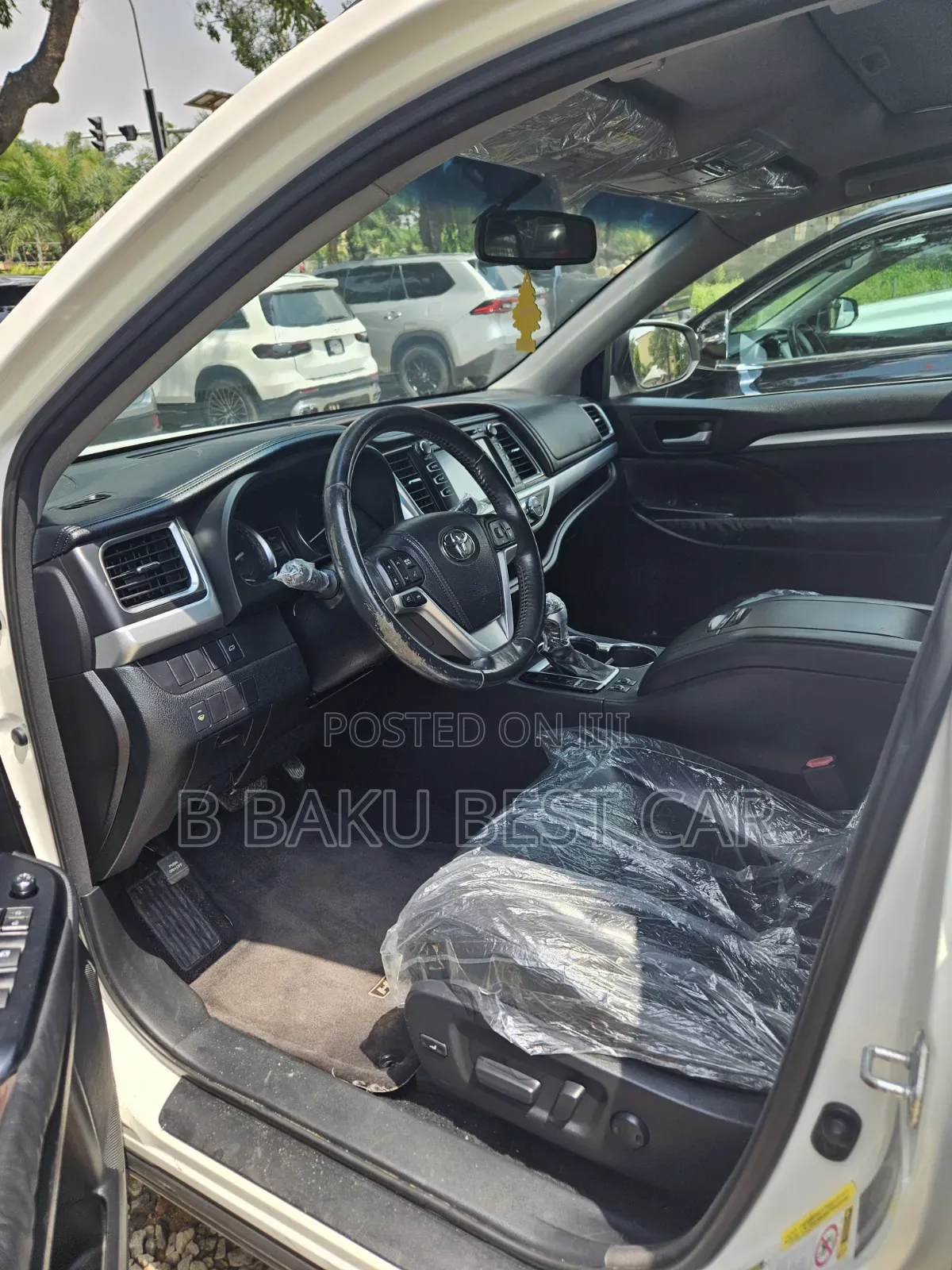 Toyota Highlander XLE 4x2 V6 (3.5L 6cyl 8A) 2018 White