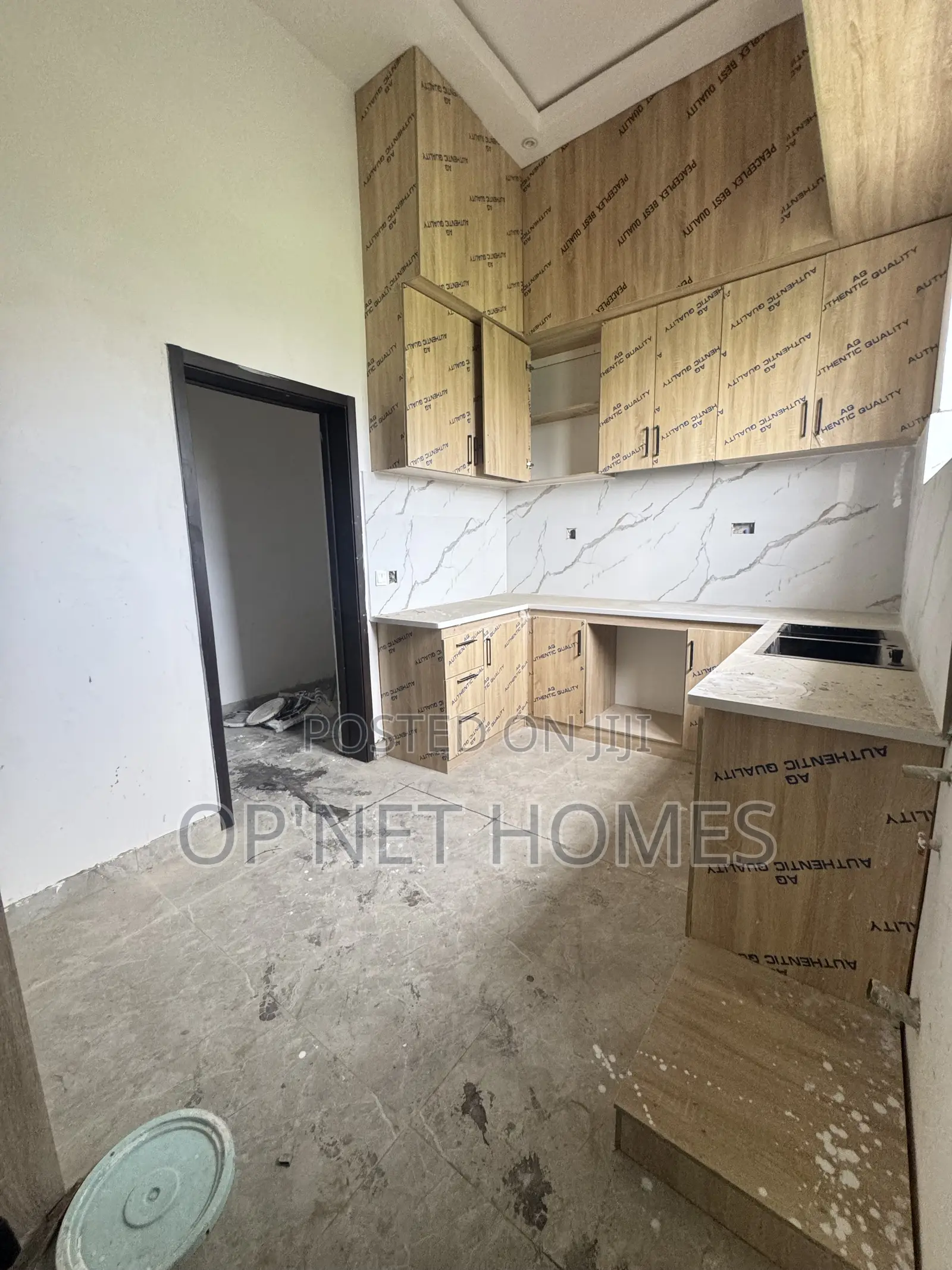 4bdrm Duplex in Lekki for sale