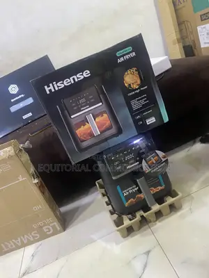 Hisense H06FBK1S3 1700W 6.3L Air Fryer for Tasty Home Meals