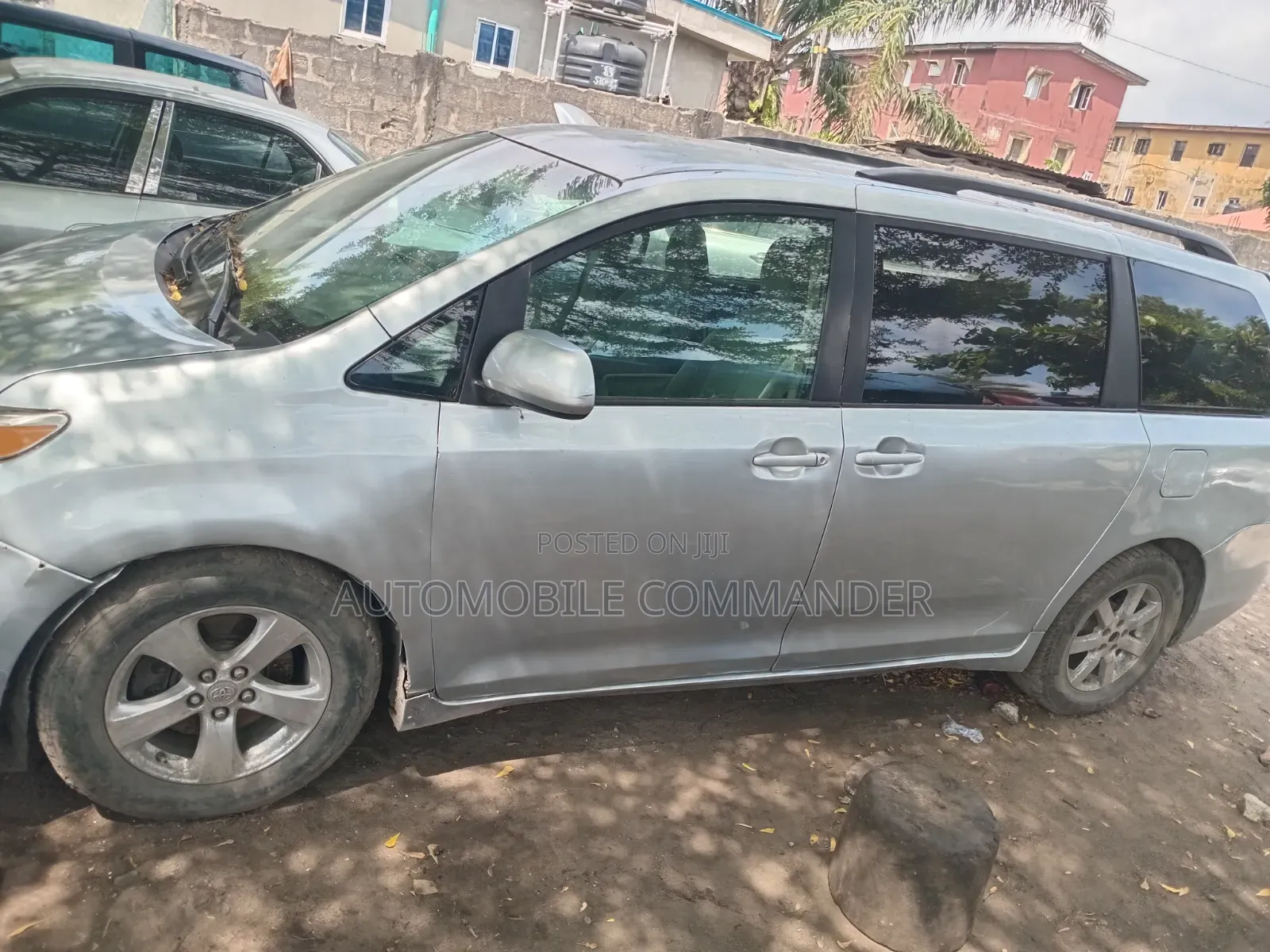 Toyota Sienna 2011 Gray