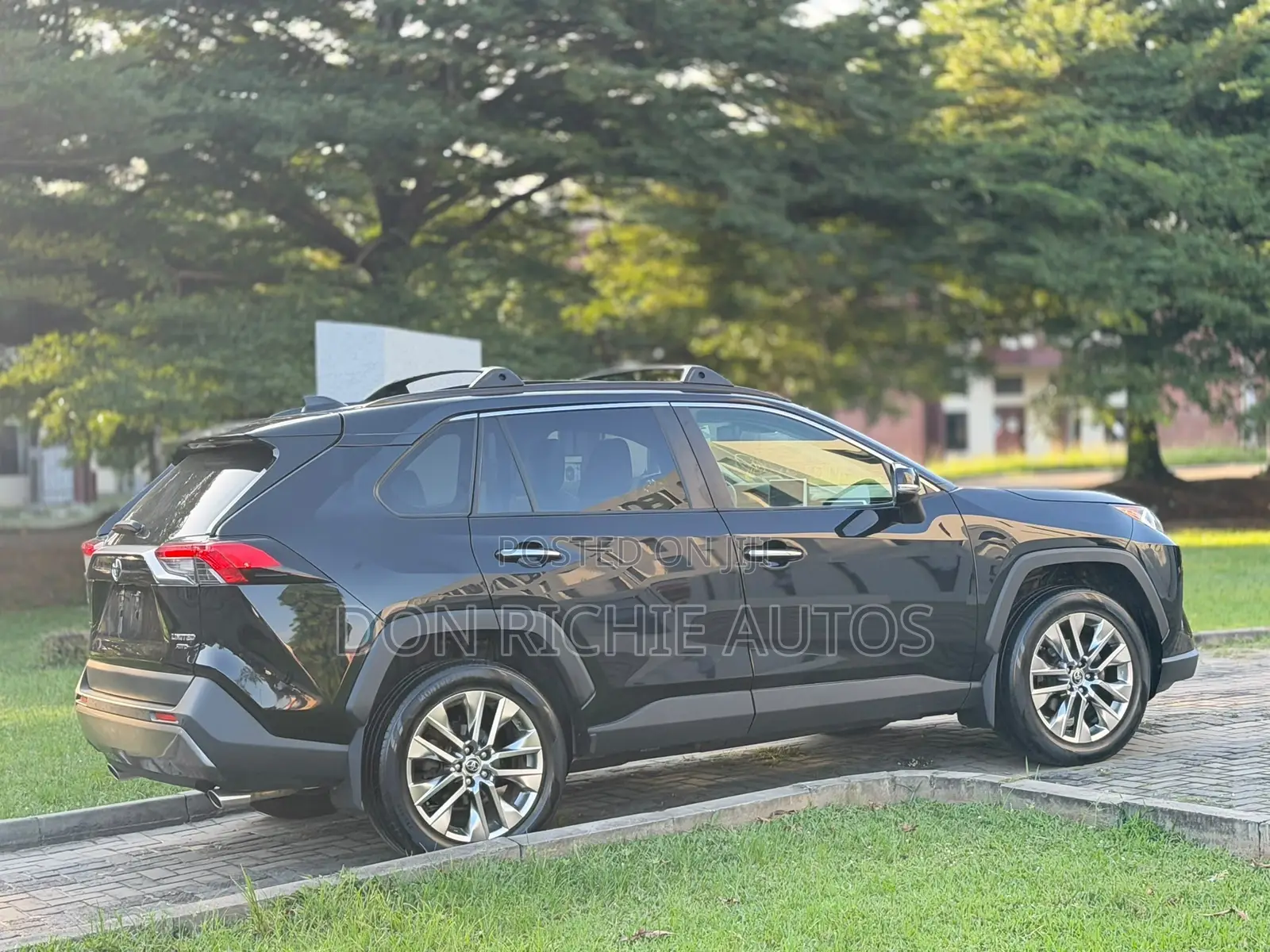 Toyota RAV4 2019 Black