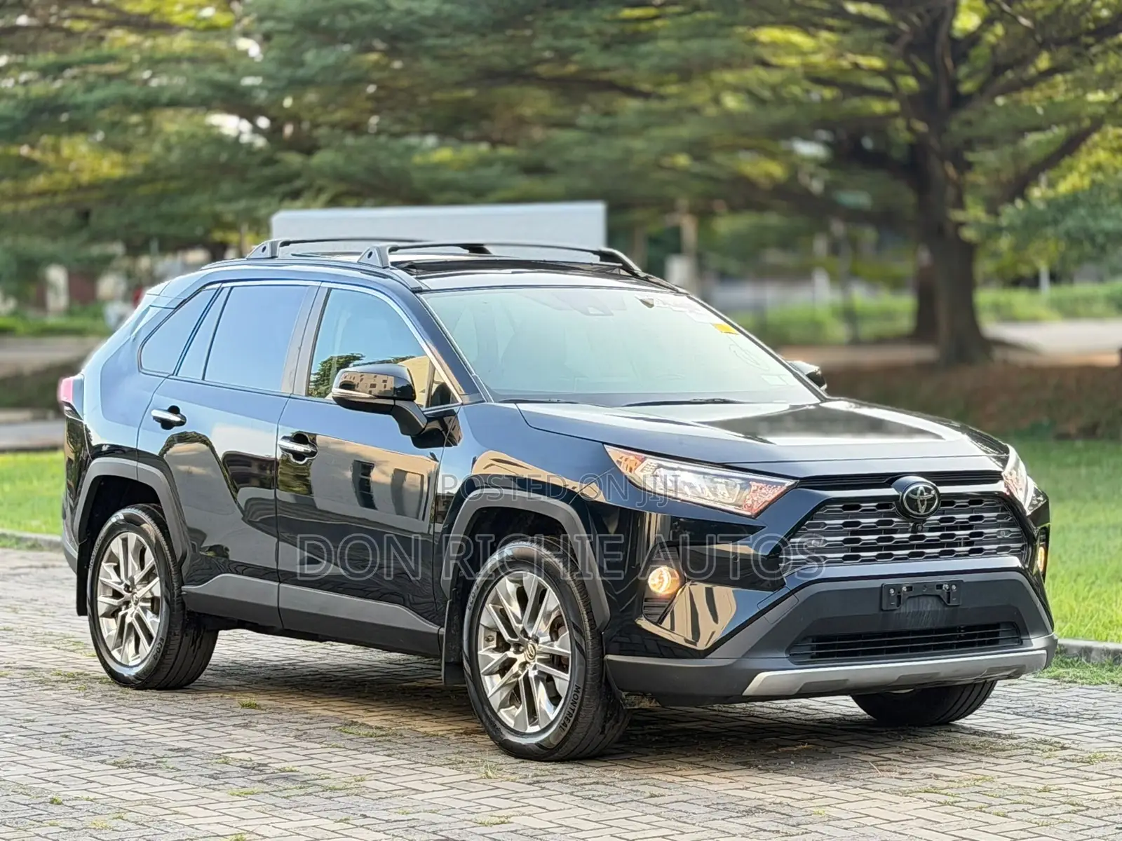 Toyota RAV4 2019 Black