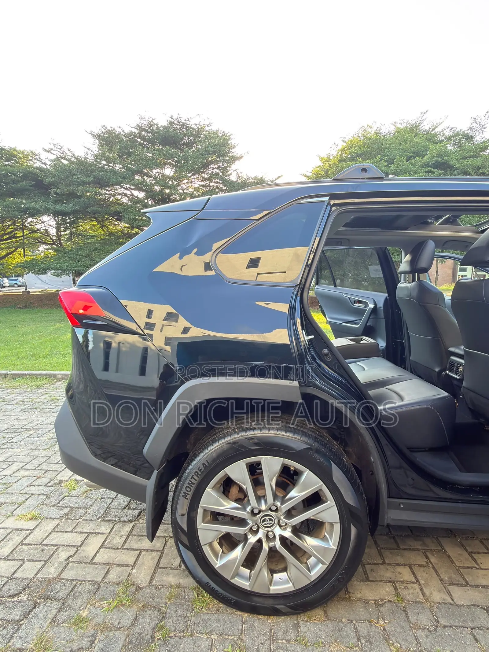 Toyota RAV4 2019 Black