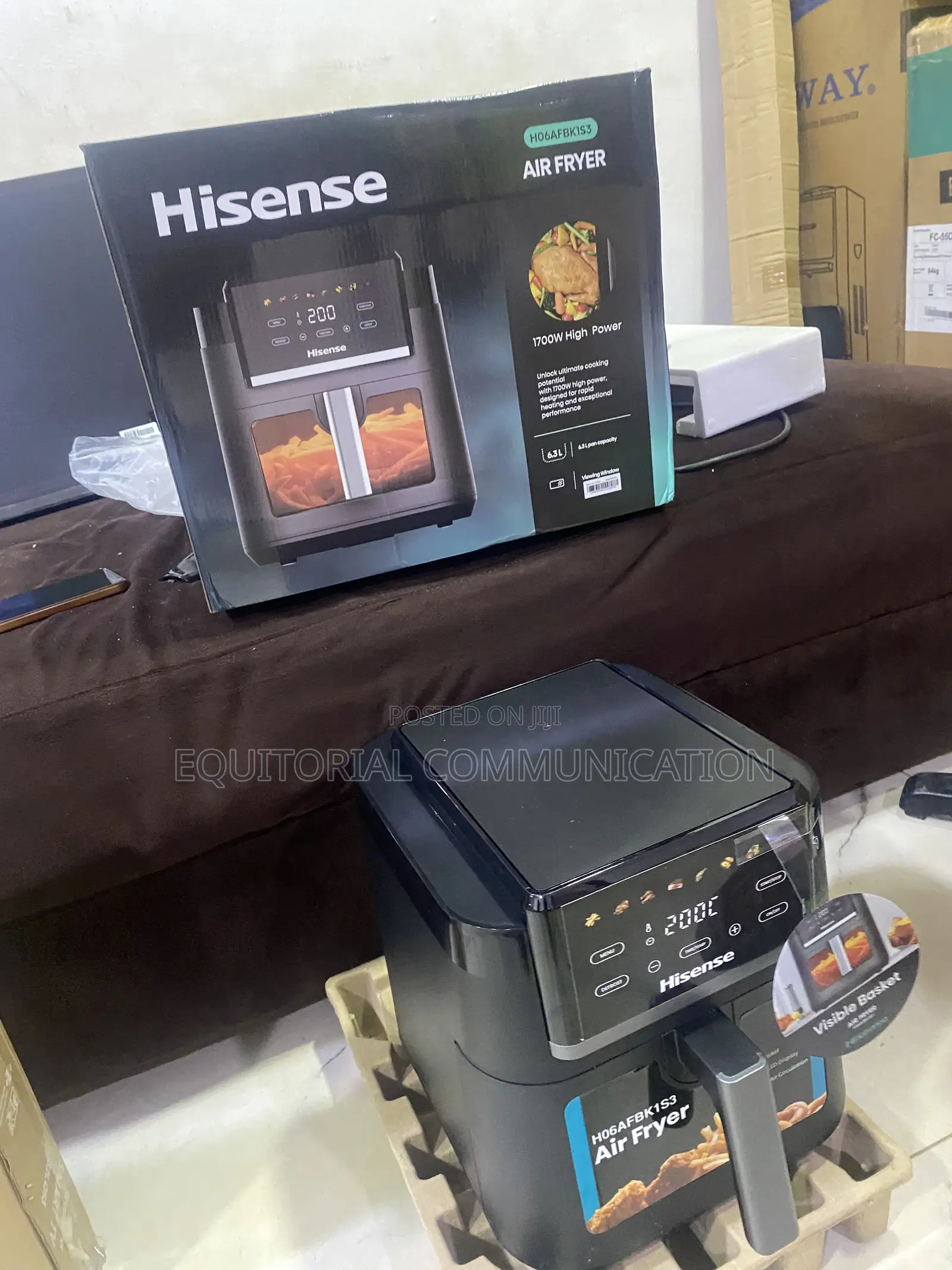Hisense H06FBK1S3 6.3L Air Fryer With 1700W Cooking Power