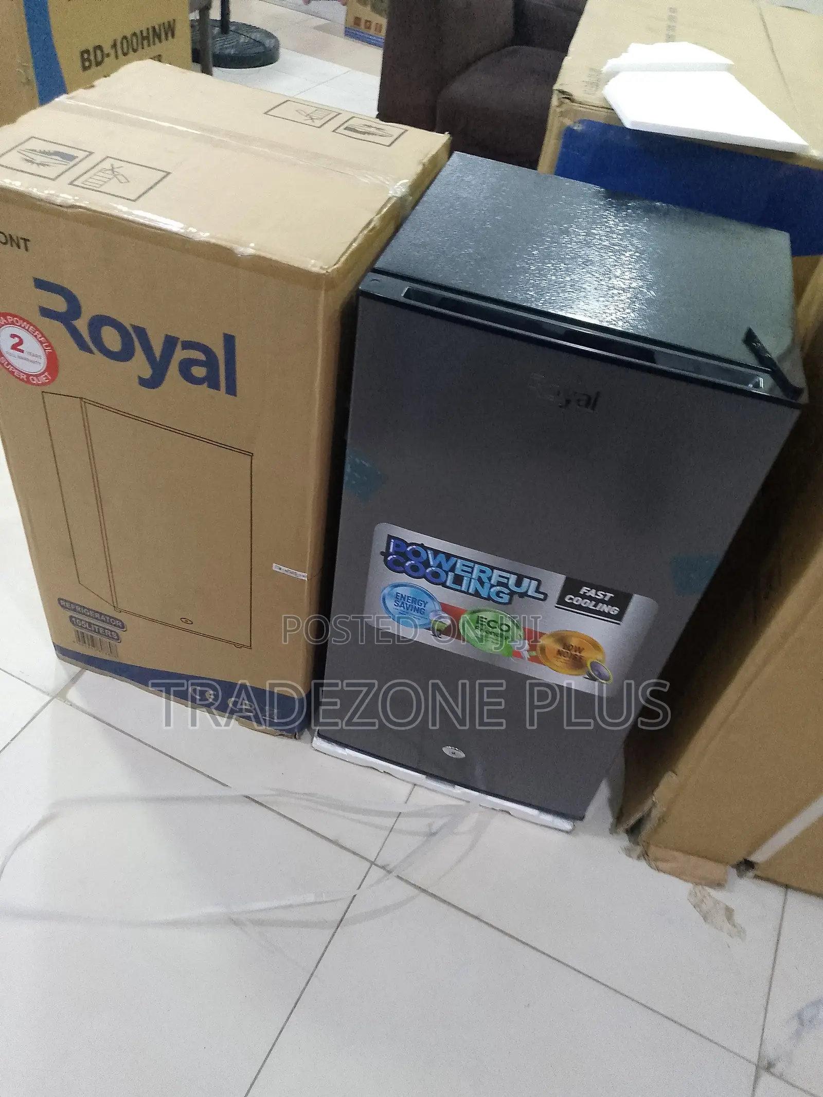 Royal RREF105BF Compact Fridge for Your Business Premises