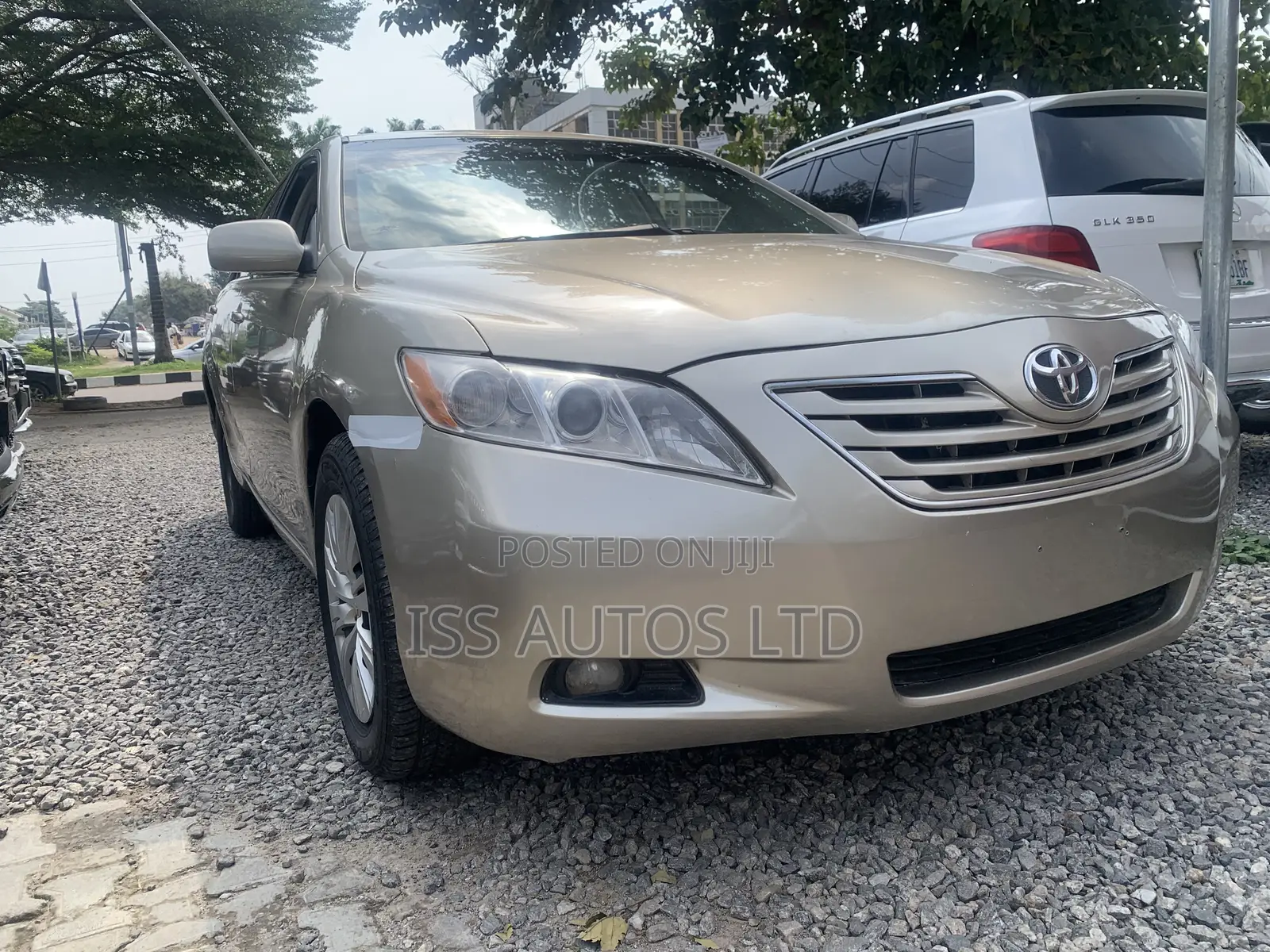 Toyota Camry LE 4dr Sedan (2.4L 4cyl 5A) 2009 Gold