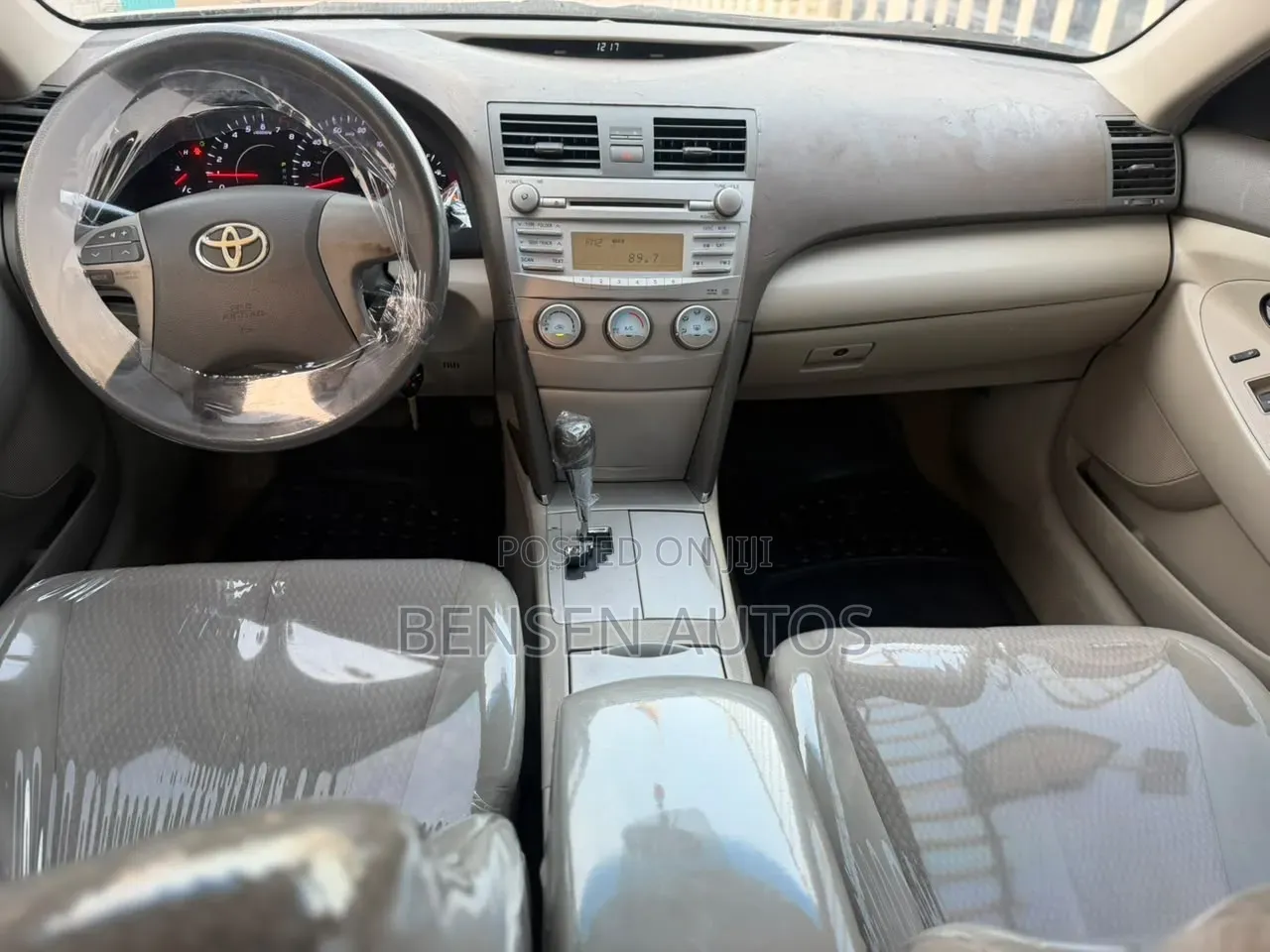 Toyota Camry 2010 Gold