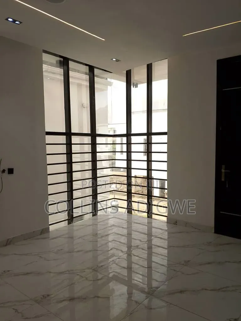 5bdrm Duplex in Sangotedo By Blenco for sale