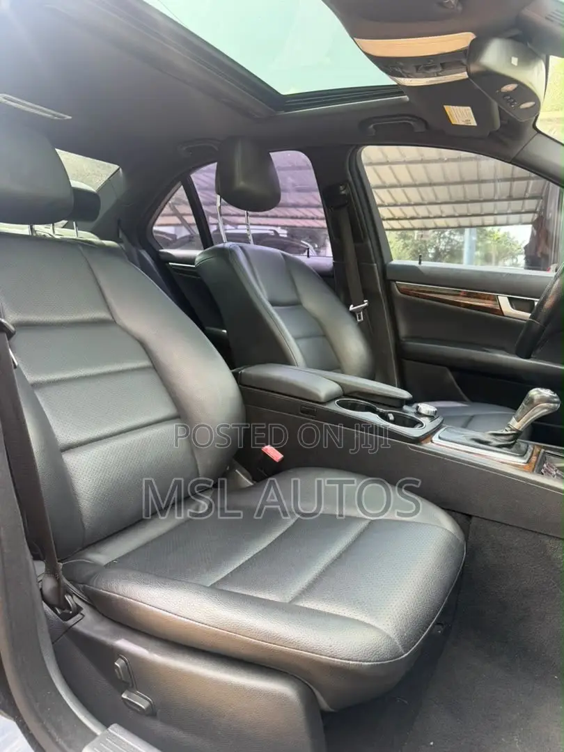 Mercedes-Benz C300 Sport 4Matic Sedan AWD (3.5L 6cyl 7A) 2014 Black