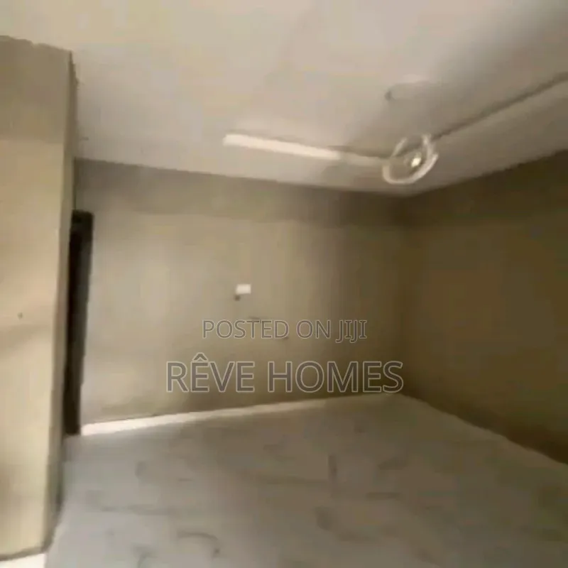 2bdrm Block of Flats in Ilupeju Industrial Estate for rent