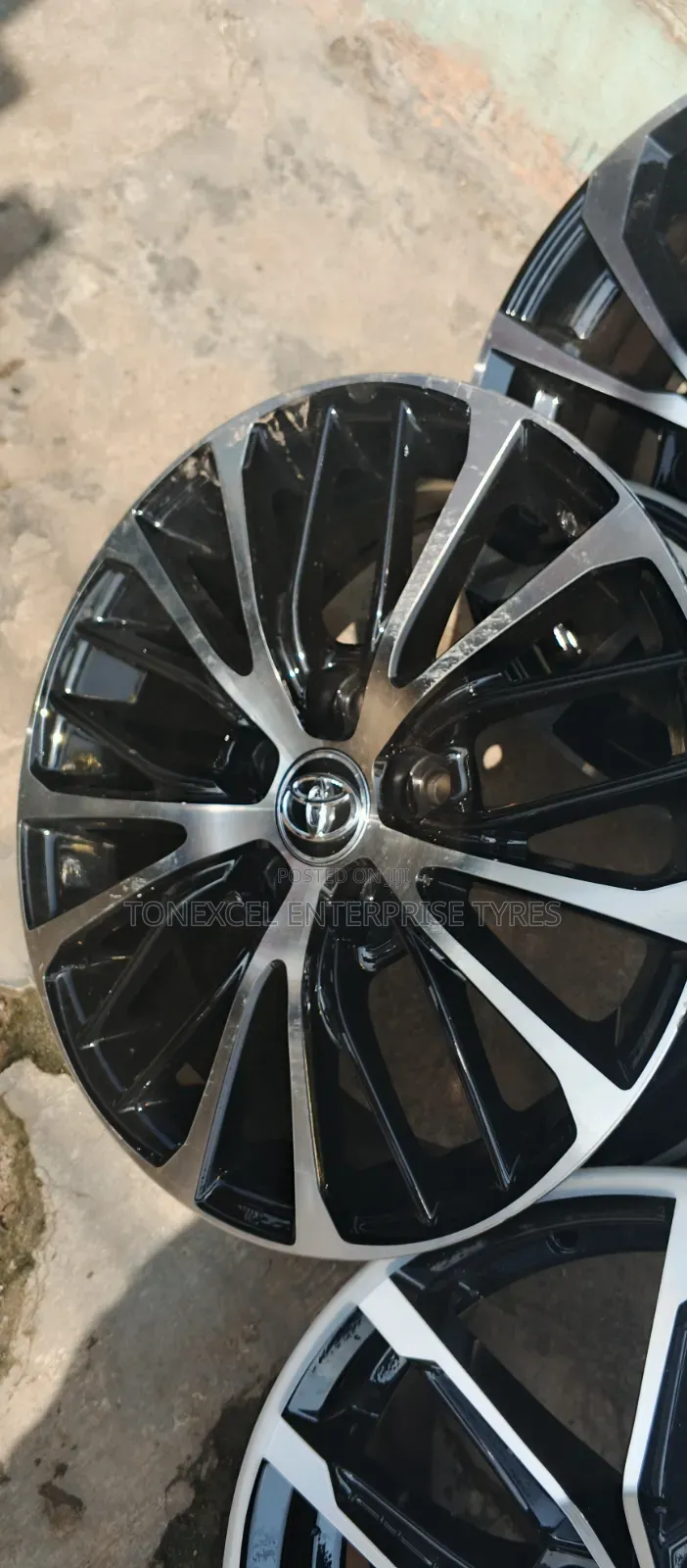 Original Toyota Camry Alloy Rim 16