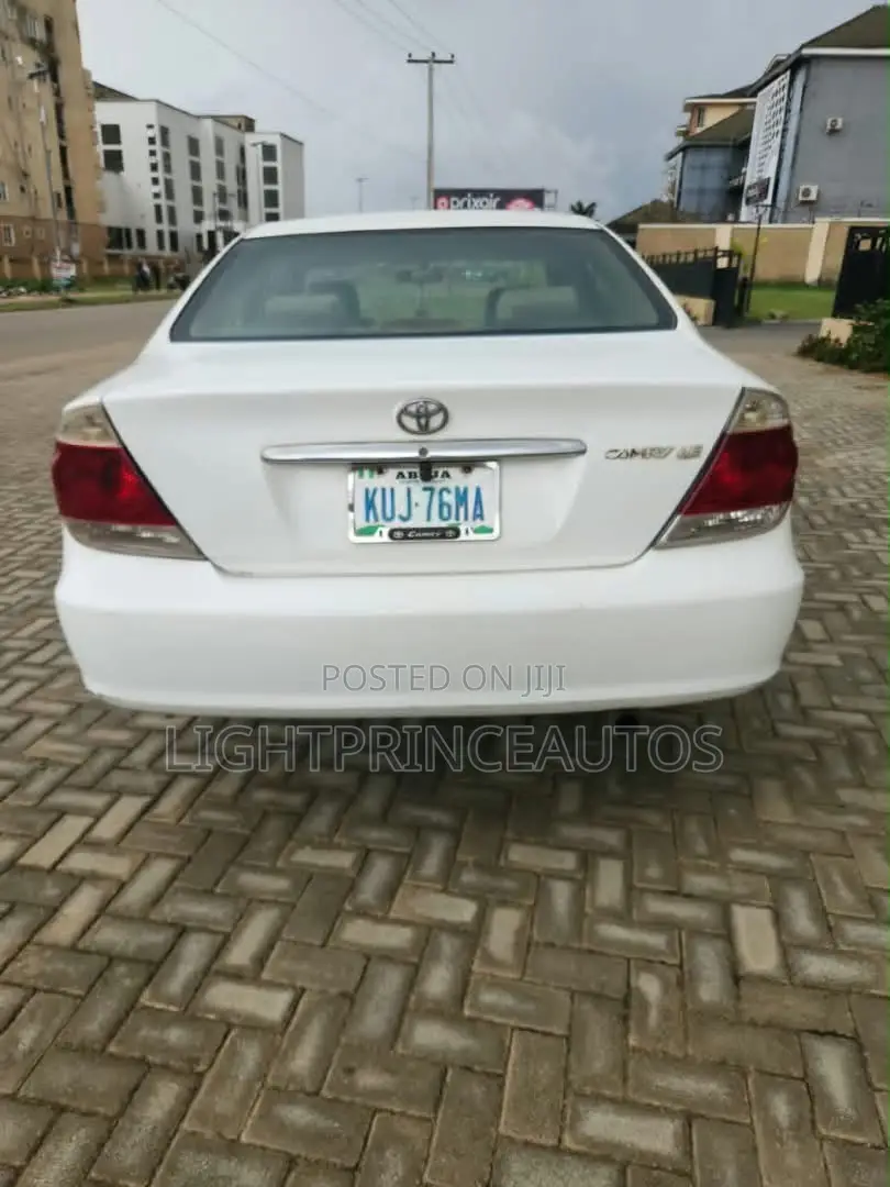 Toyota Camry 2004 White