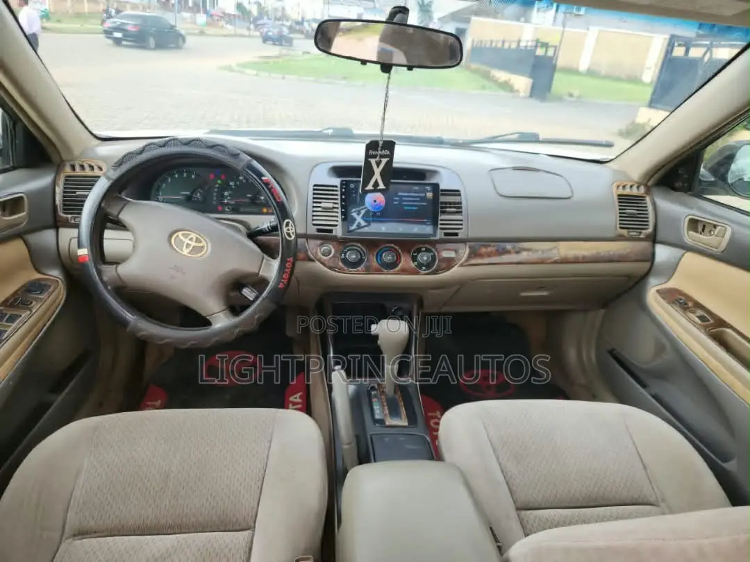Toyota Camry 2004 White