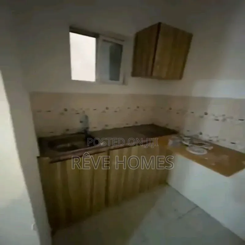 Studio Apartment in Shomolu / Shomolu for rent