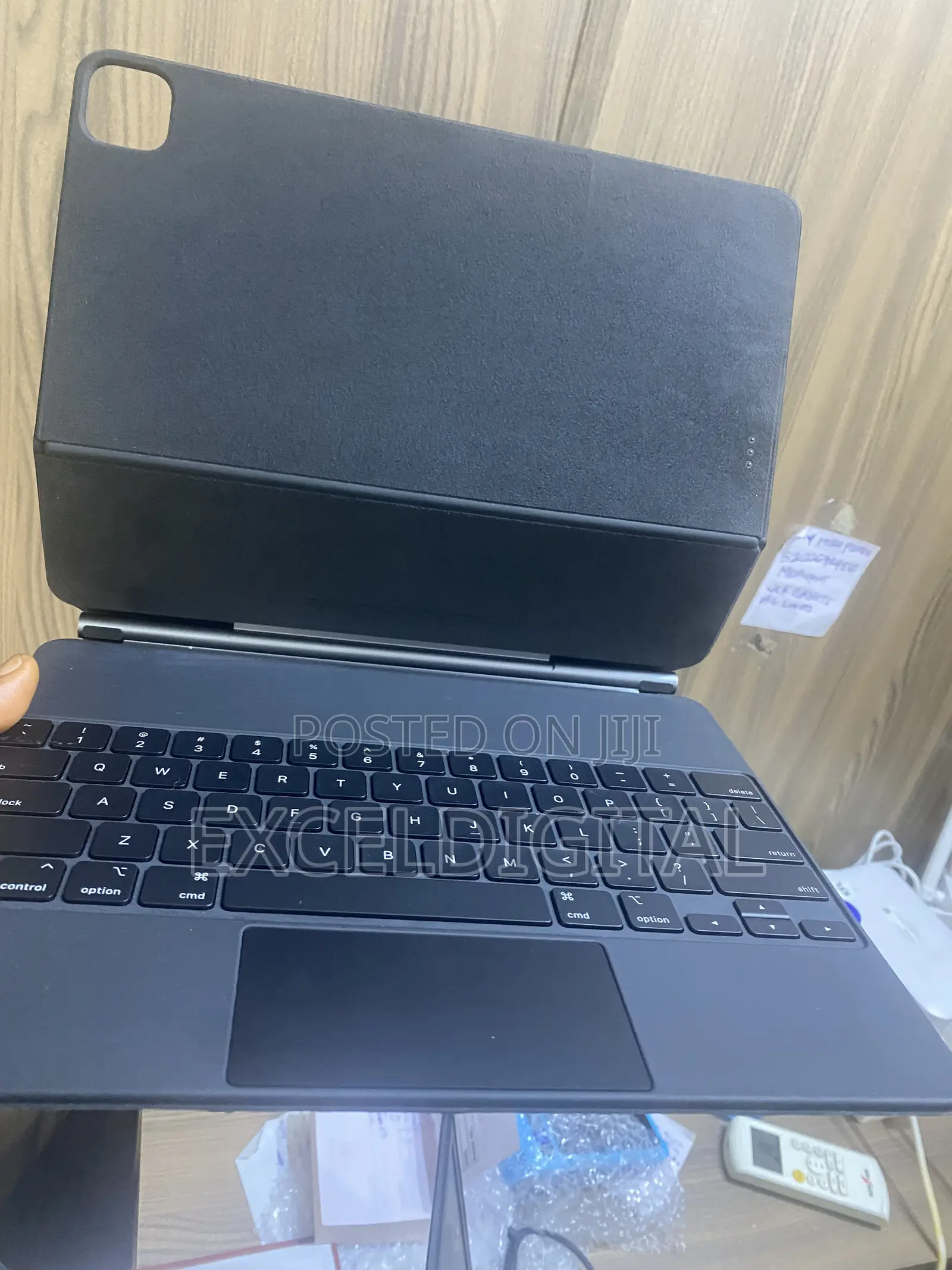 Magic Keyboard