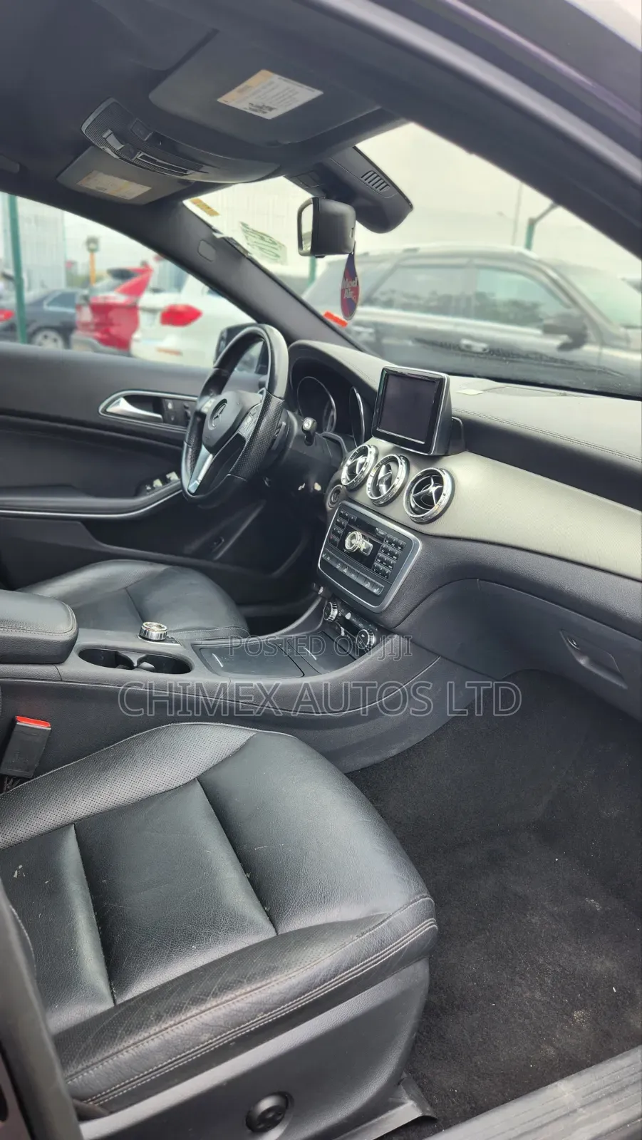Mercedes-Benz GLA 250 2015 Purple