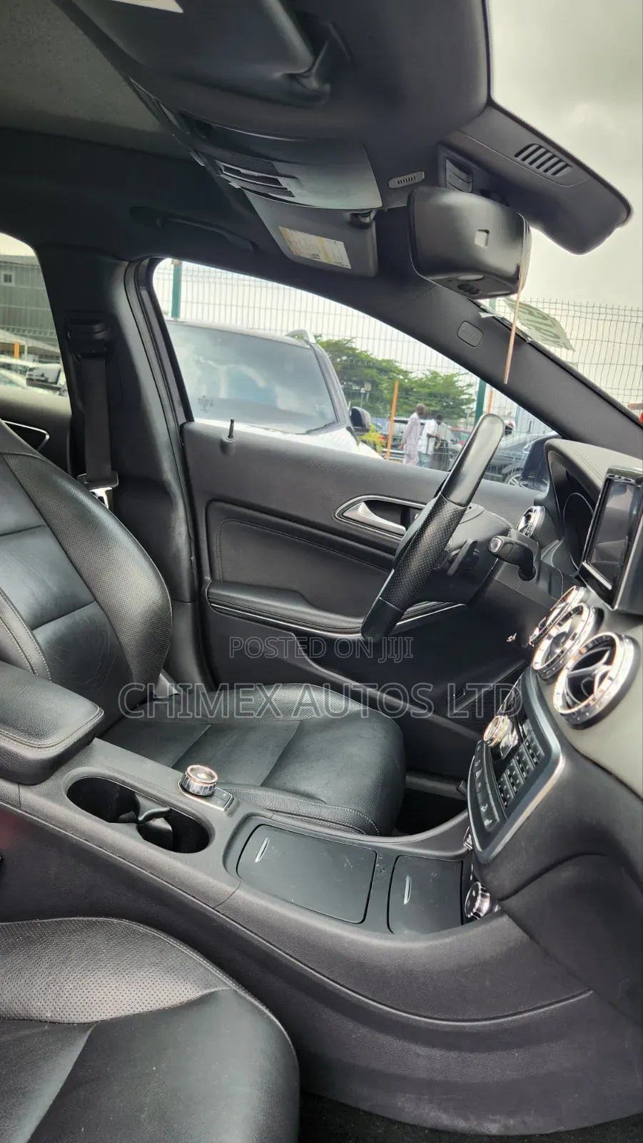 Mercedes-Benz GLA 250 2015 Purple