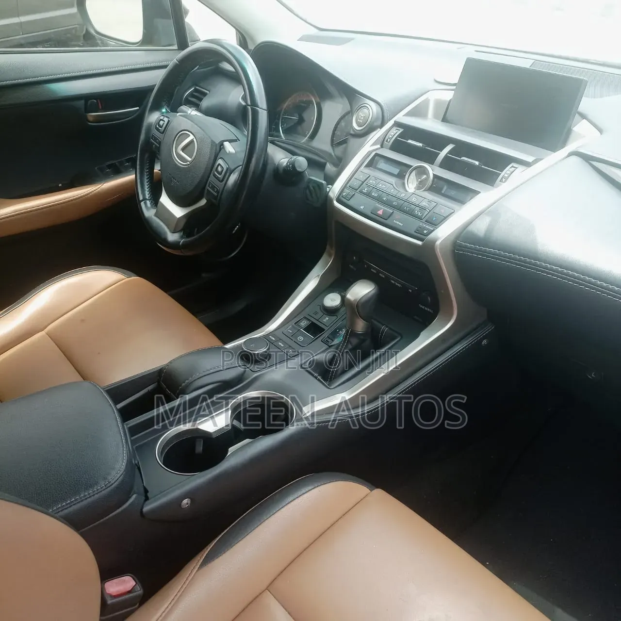 Lexus NX 200 FWD 2016 Black