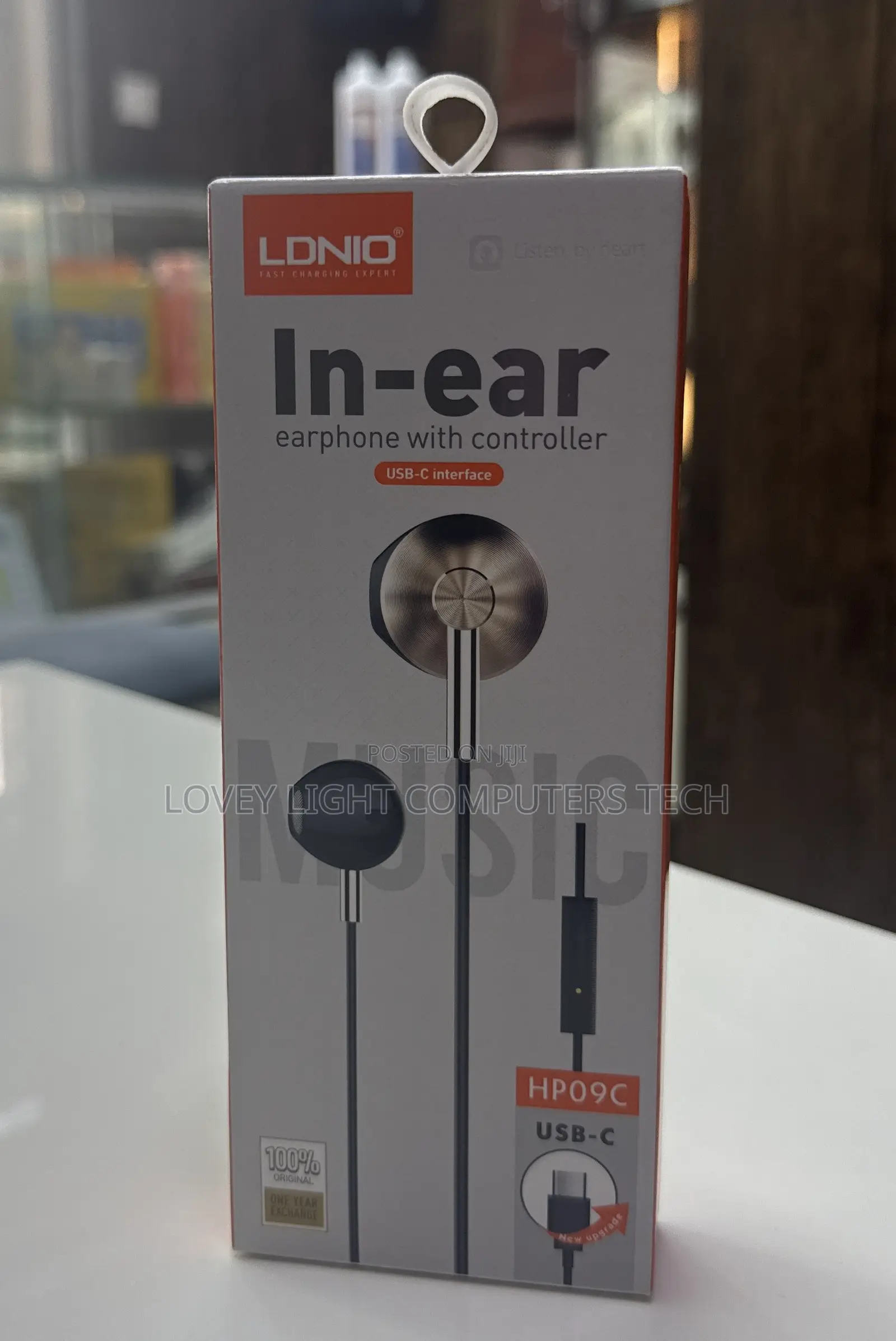 LDNIO in-Ear Earphone With Controller USB-C Interface