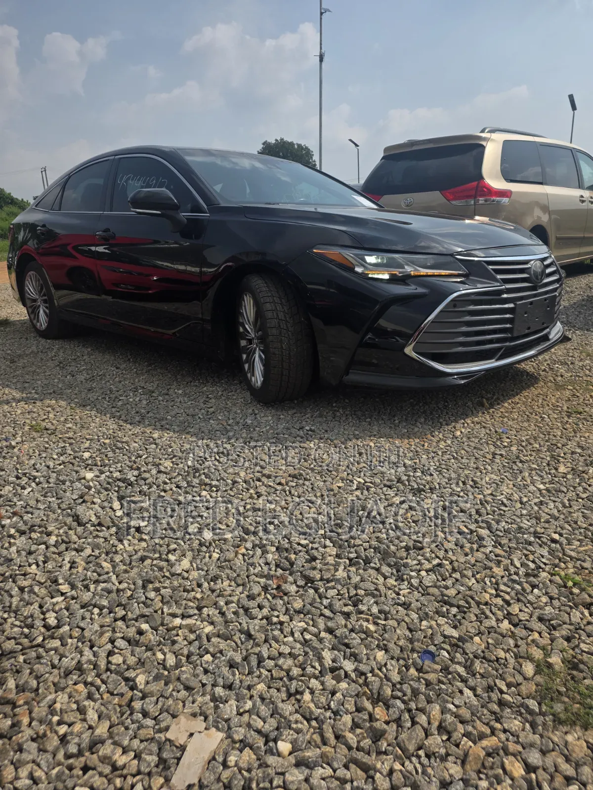 Toyota Avalon Limited 2020 Black