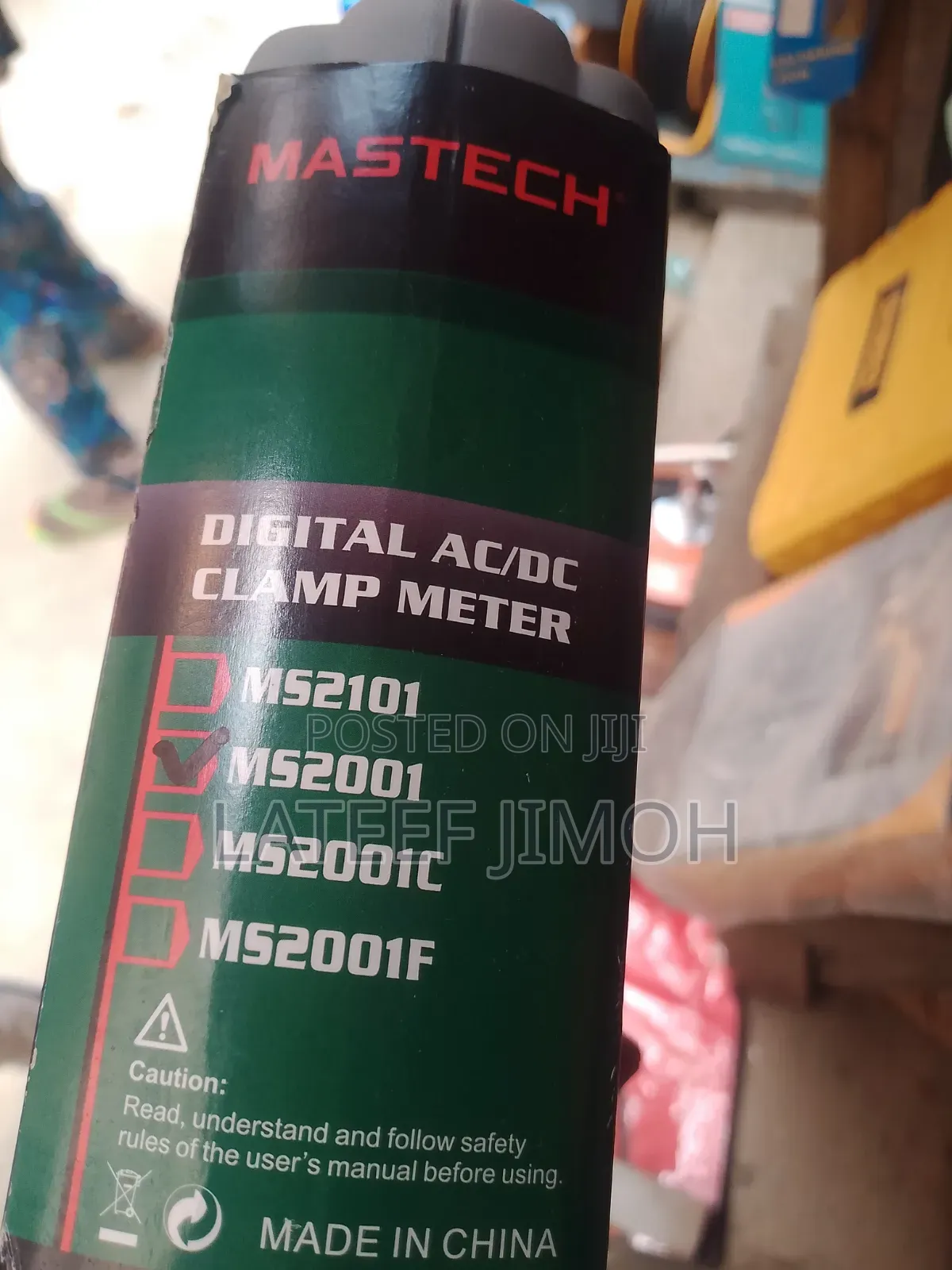 Digital AC/Dc Clamp Meter