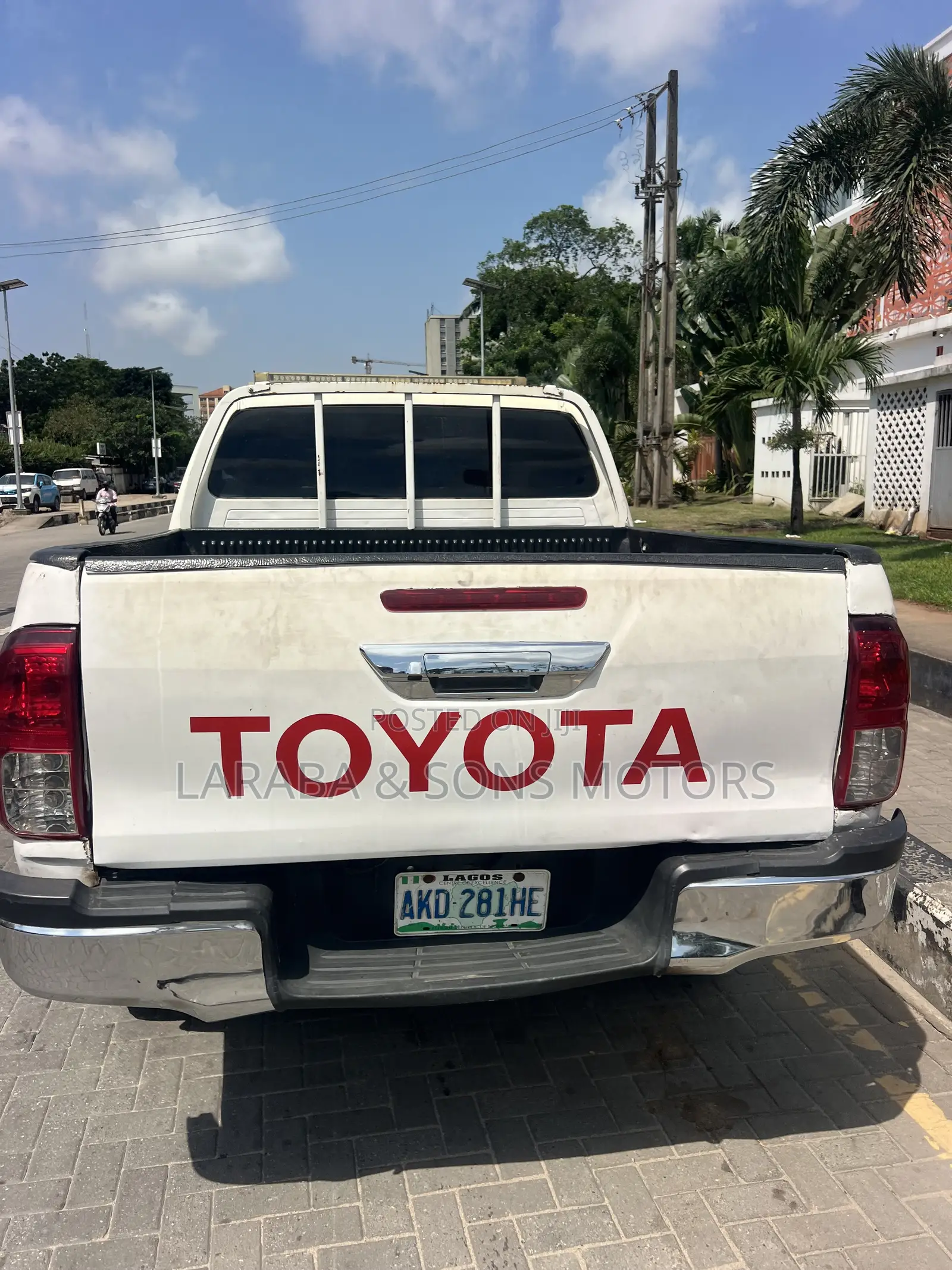 Toyota Hilux 2.7 VVT-i 4X4 SRX 2010 White