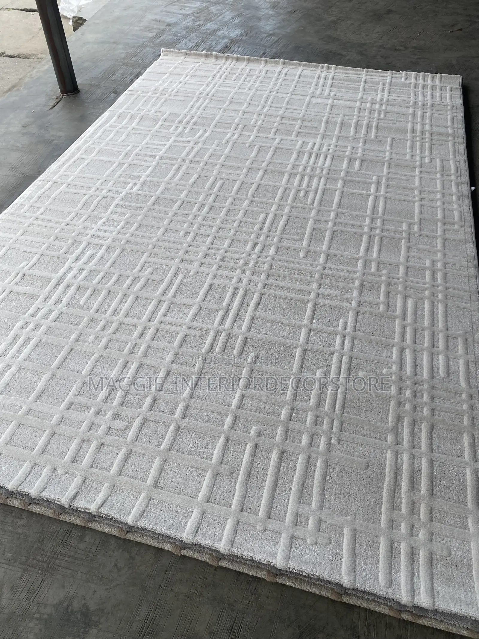 Sadav Center Rugs