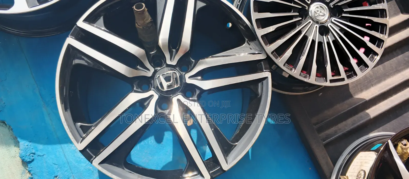 Latest Original Honda Alloy Rim 17