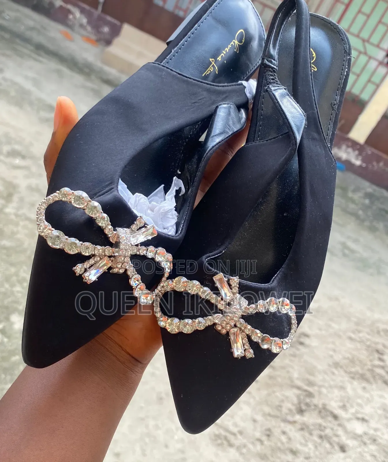 Black Flat Shoe